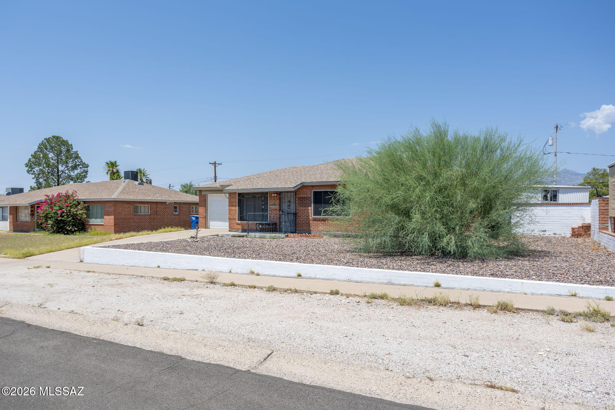 Manana Vista - Residential