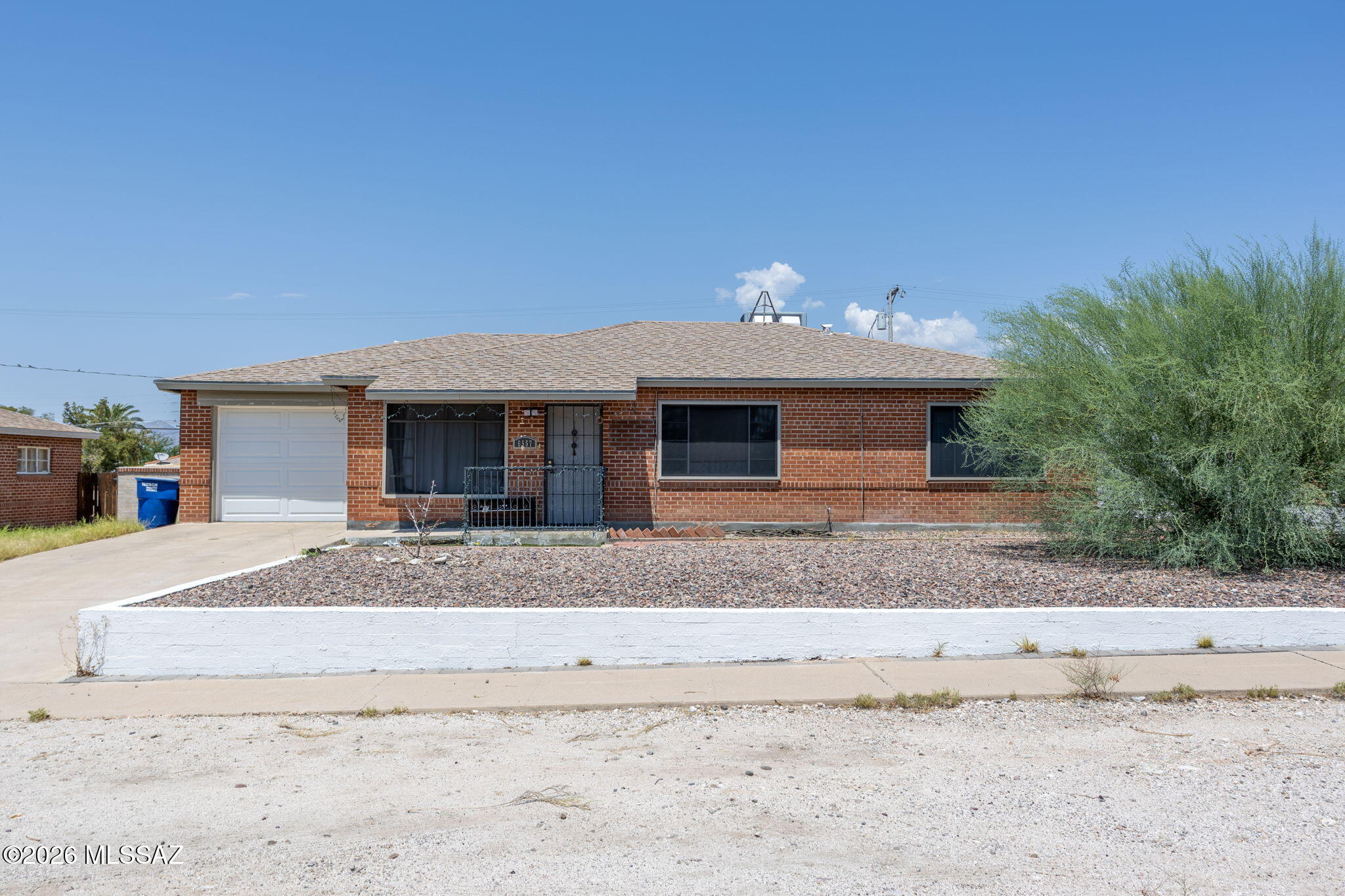 Manana Vista - Residential