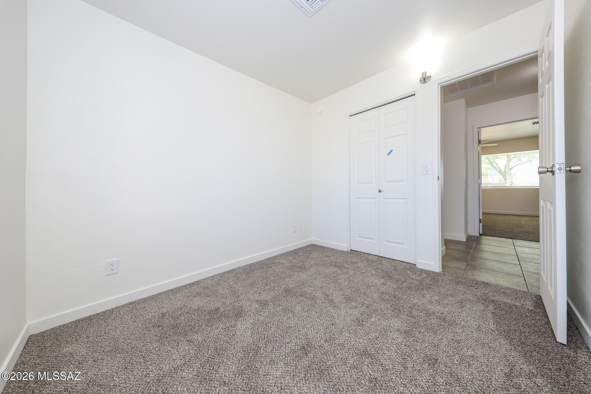 Eastpointe Estates (1-98) - Residential Lease