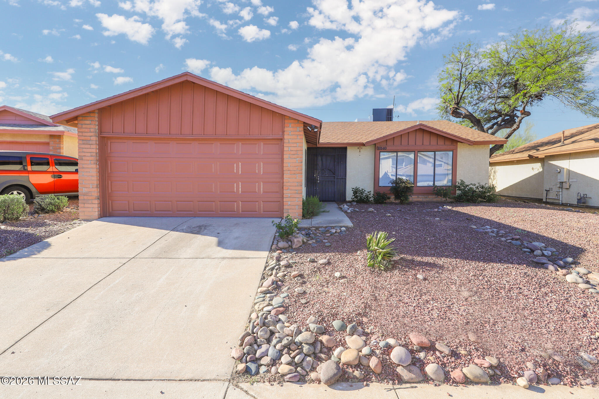 Eastpointe Estates (1-98) - Residential Lease