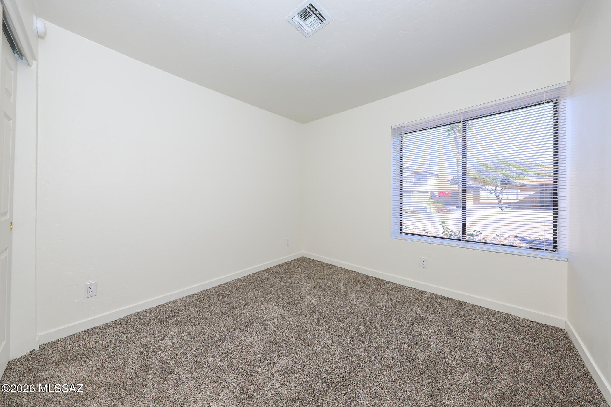Eastpointe Estates (1-98) - Residential Lease