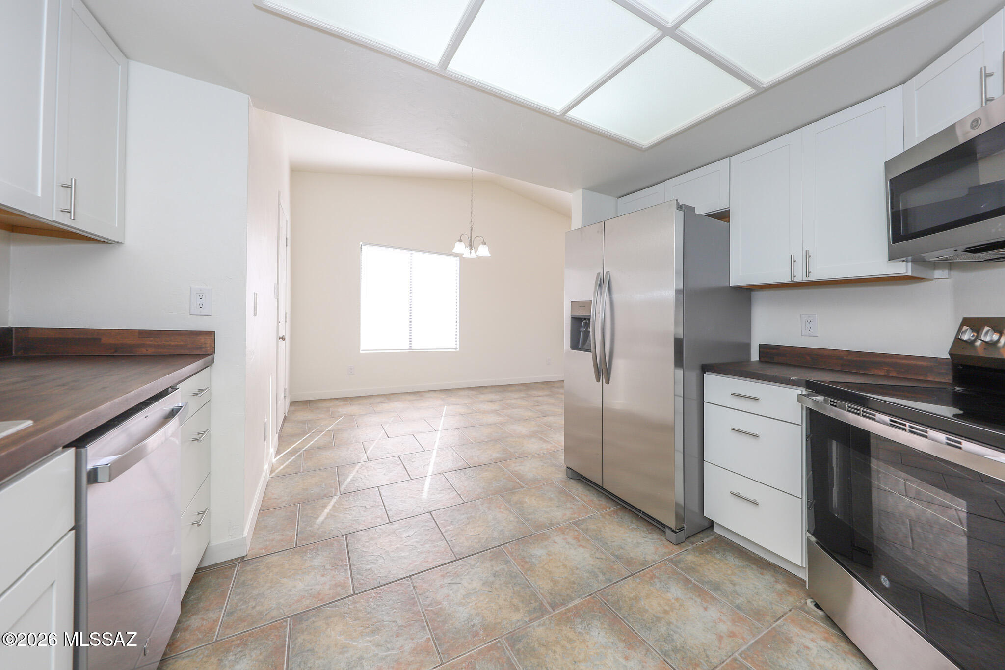 Eastpointe Estates (1-98) - Residential Lease