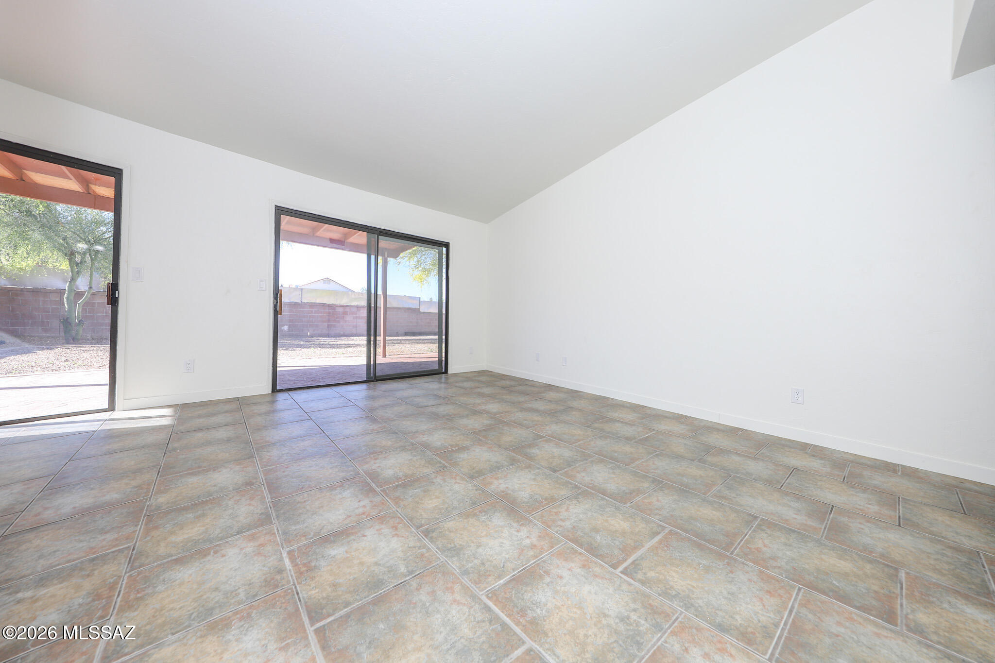 Eastpointe Estates (1-98) - Residential Lease