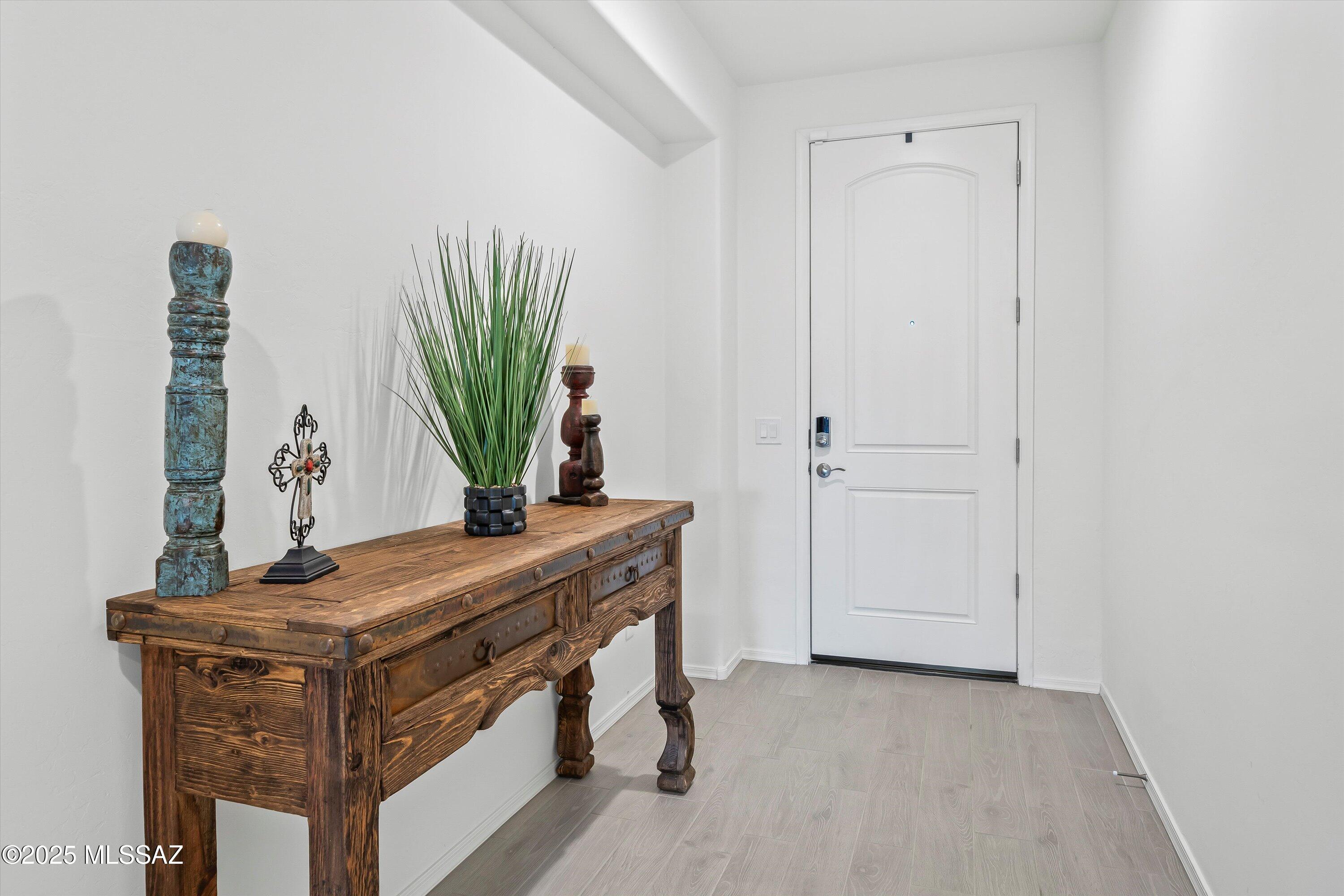 Entrada Del Rio - Residential