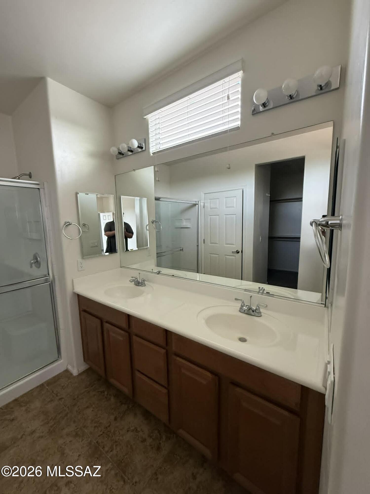 Rancho Del Lago (B37-38) - Residential Lease