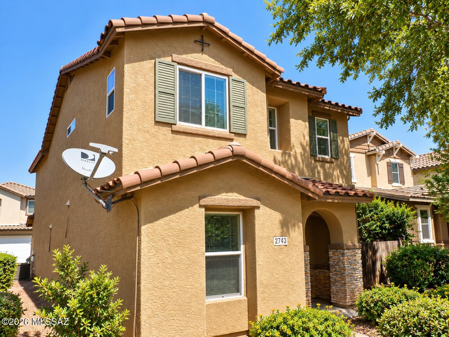 Catalina Vistas - Residential Lease