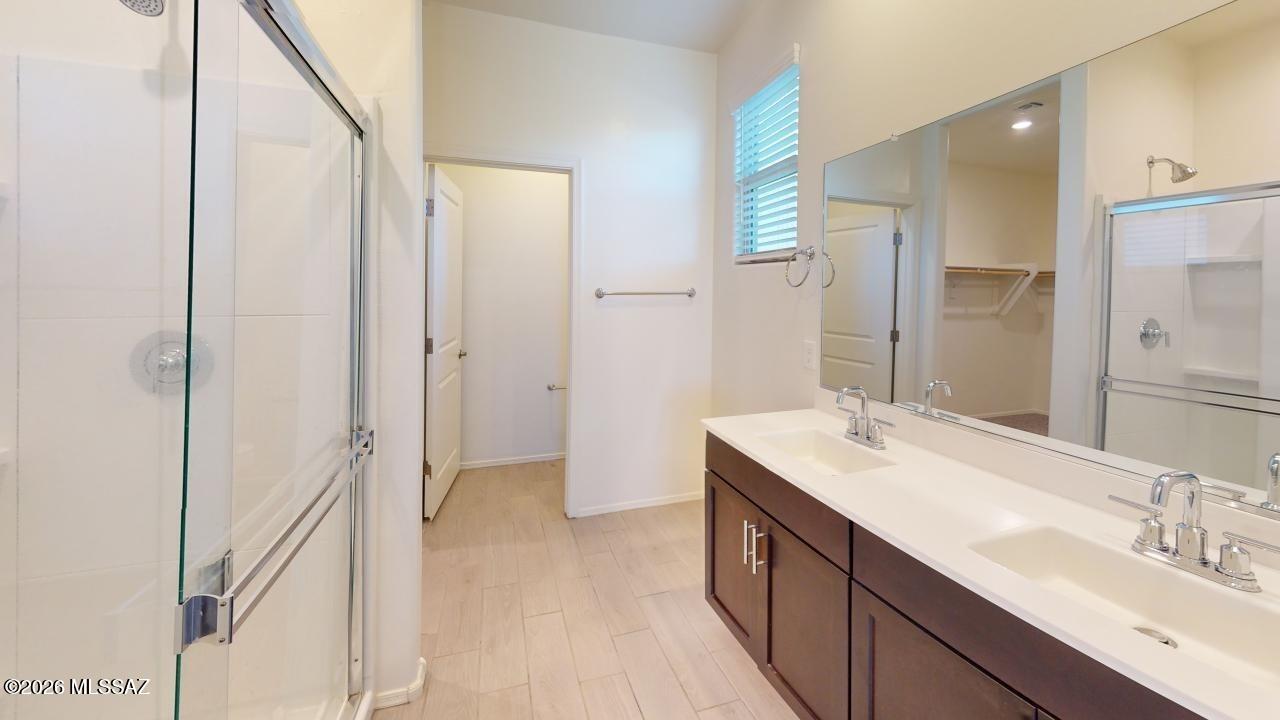 Gladden Farms BLK 10 (1-84) - Residential Lease