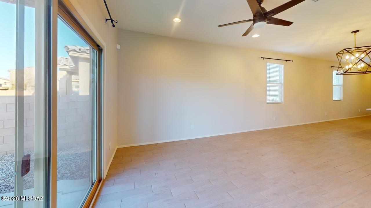 Gladden Farms BLK 10 (1-84) - Residential Lease