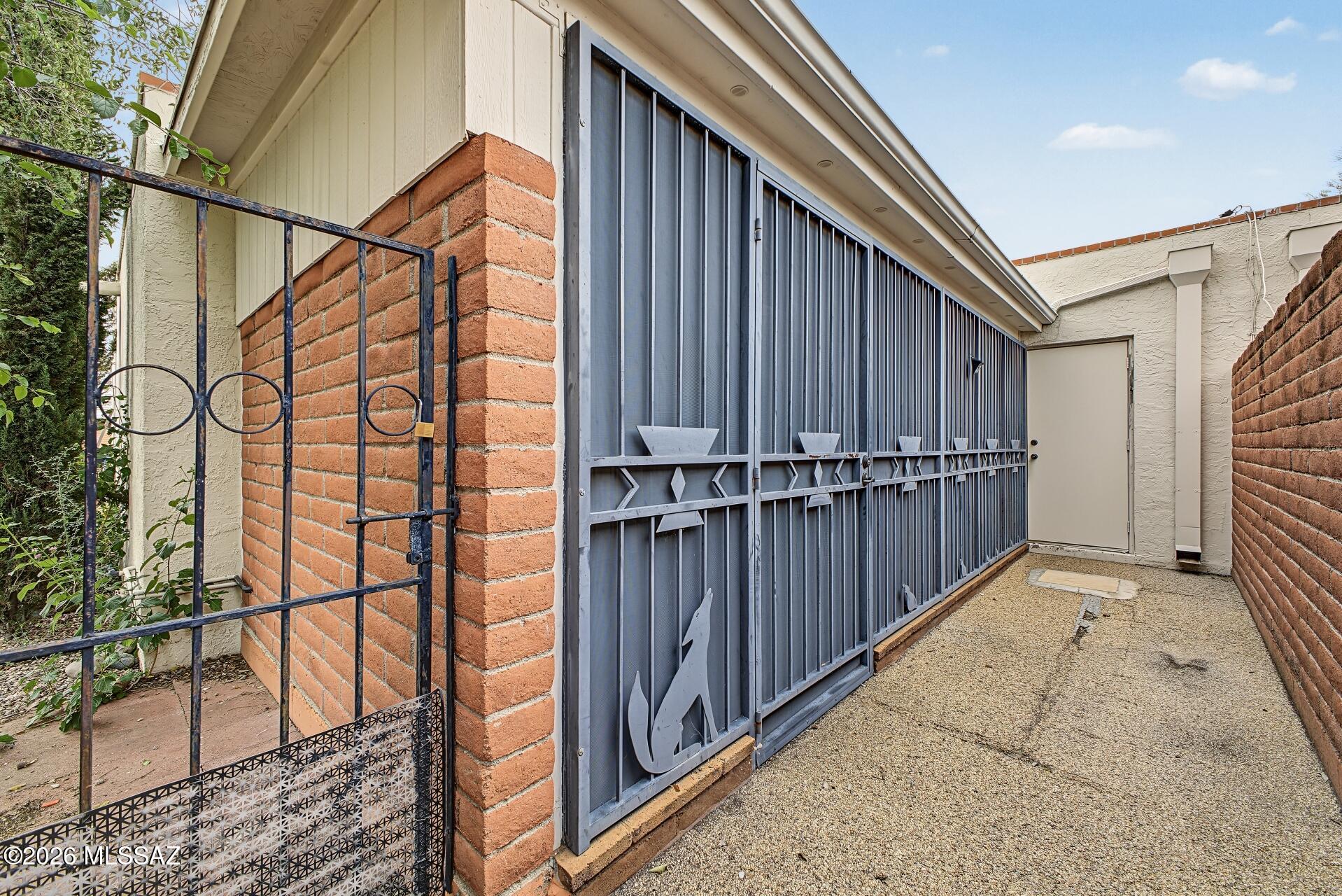 Las Solanas Blk 1 (1-49) - Residential