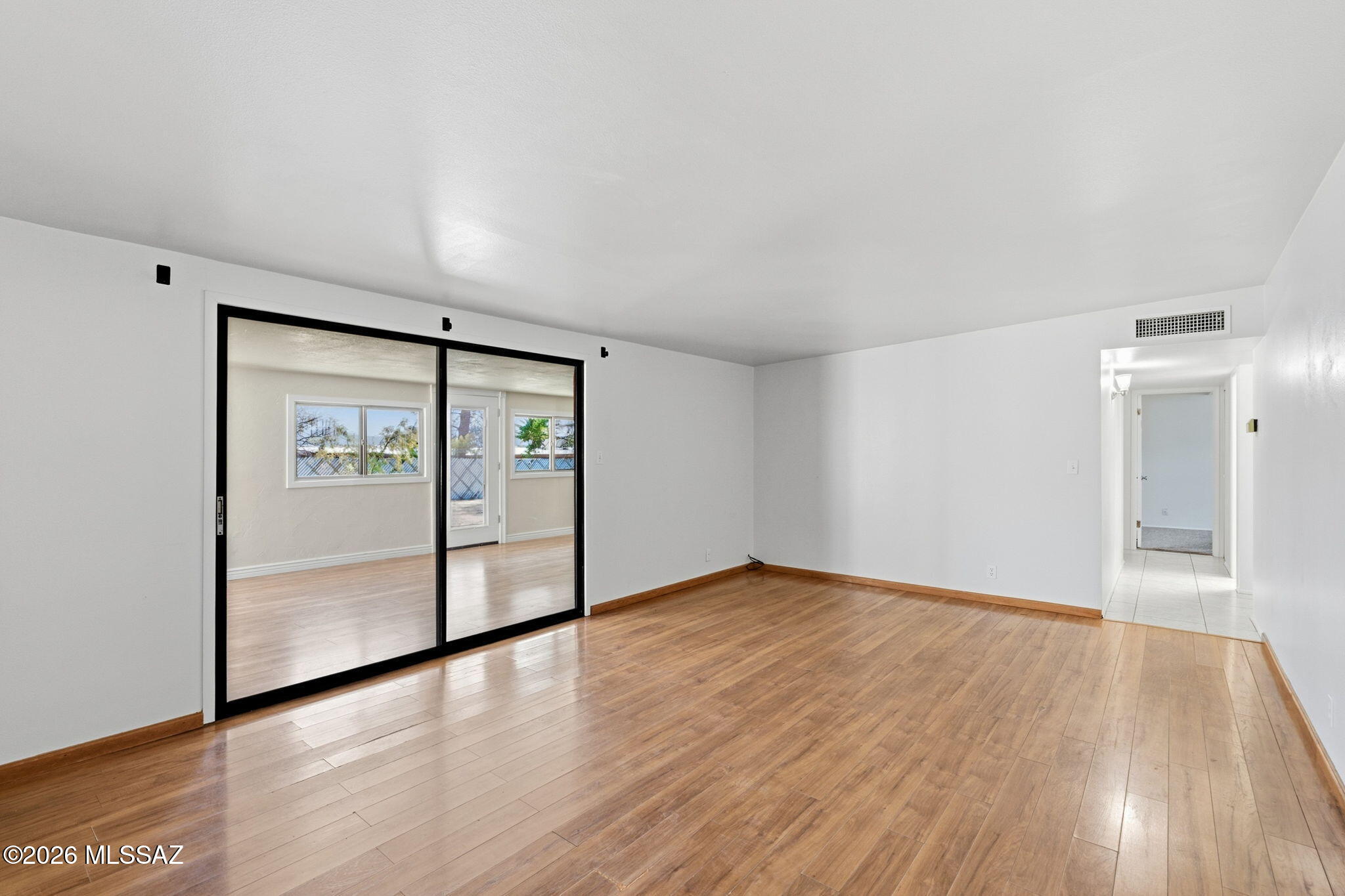 Manana Grande - Residential