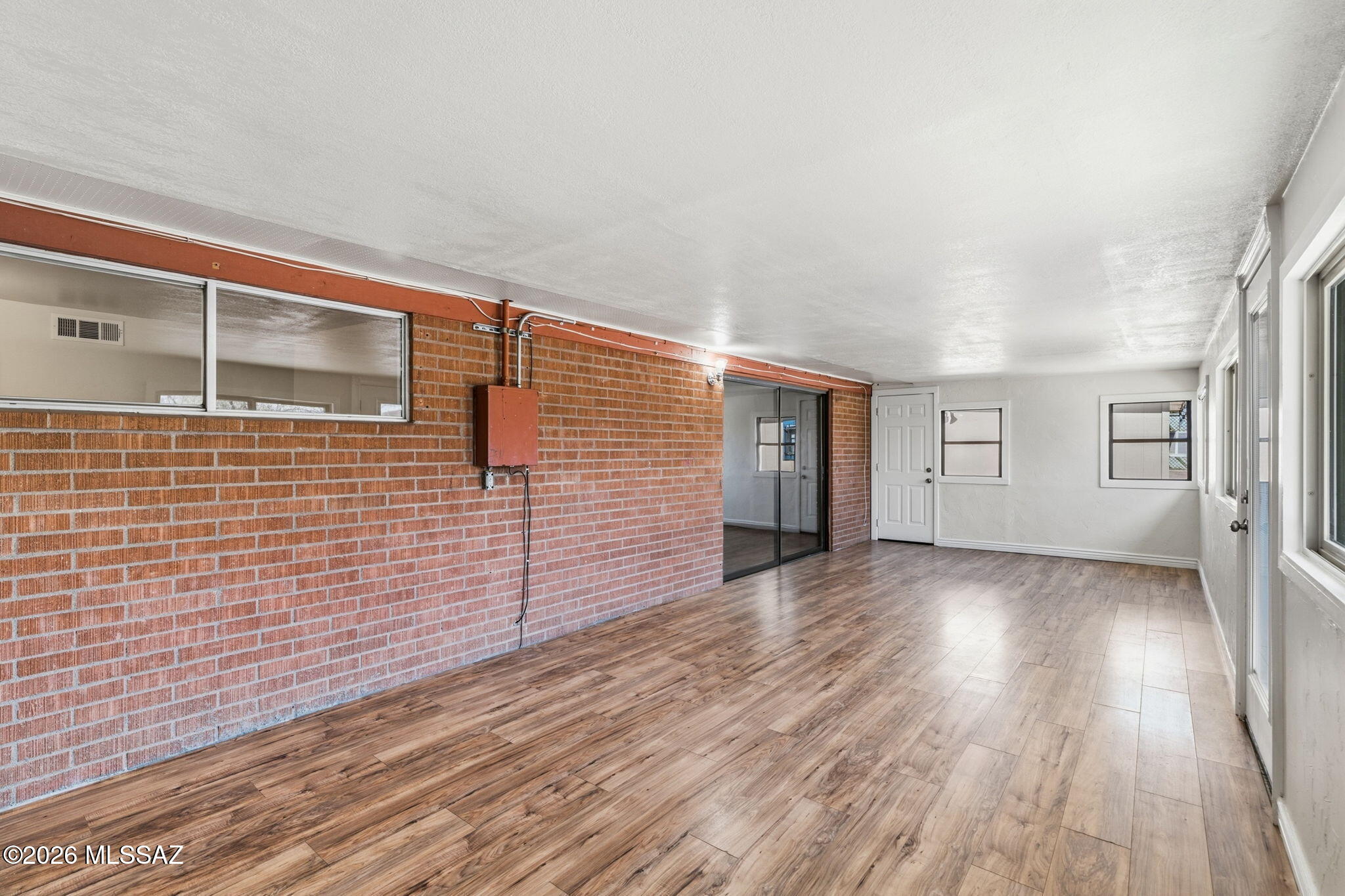Manana Grande - Residential