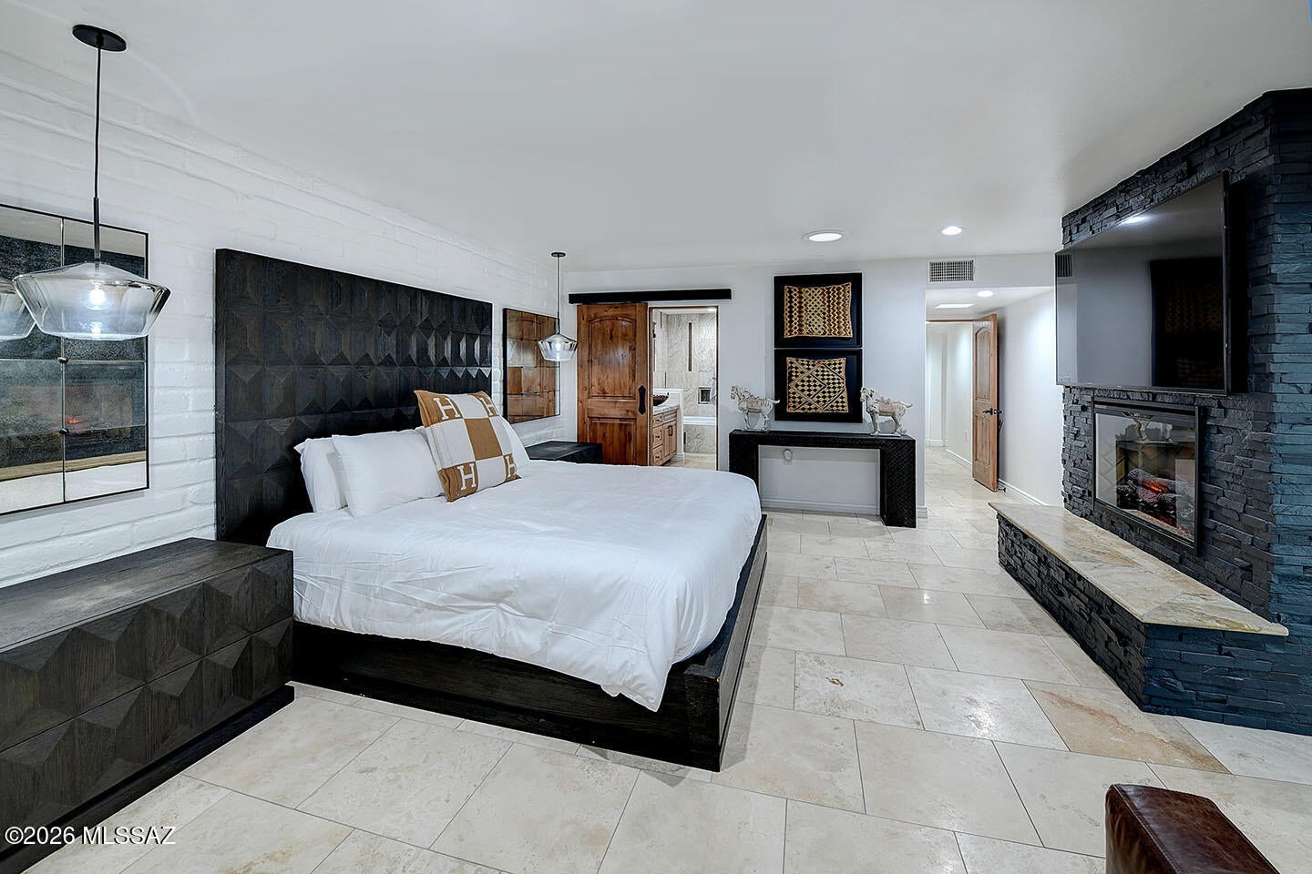 Tucson National Est - Residential