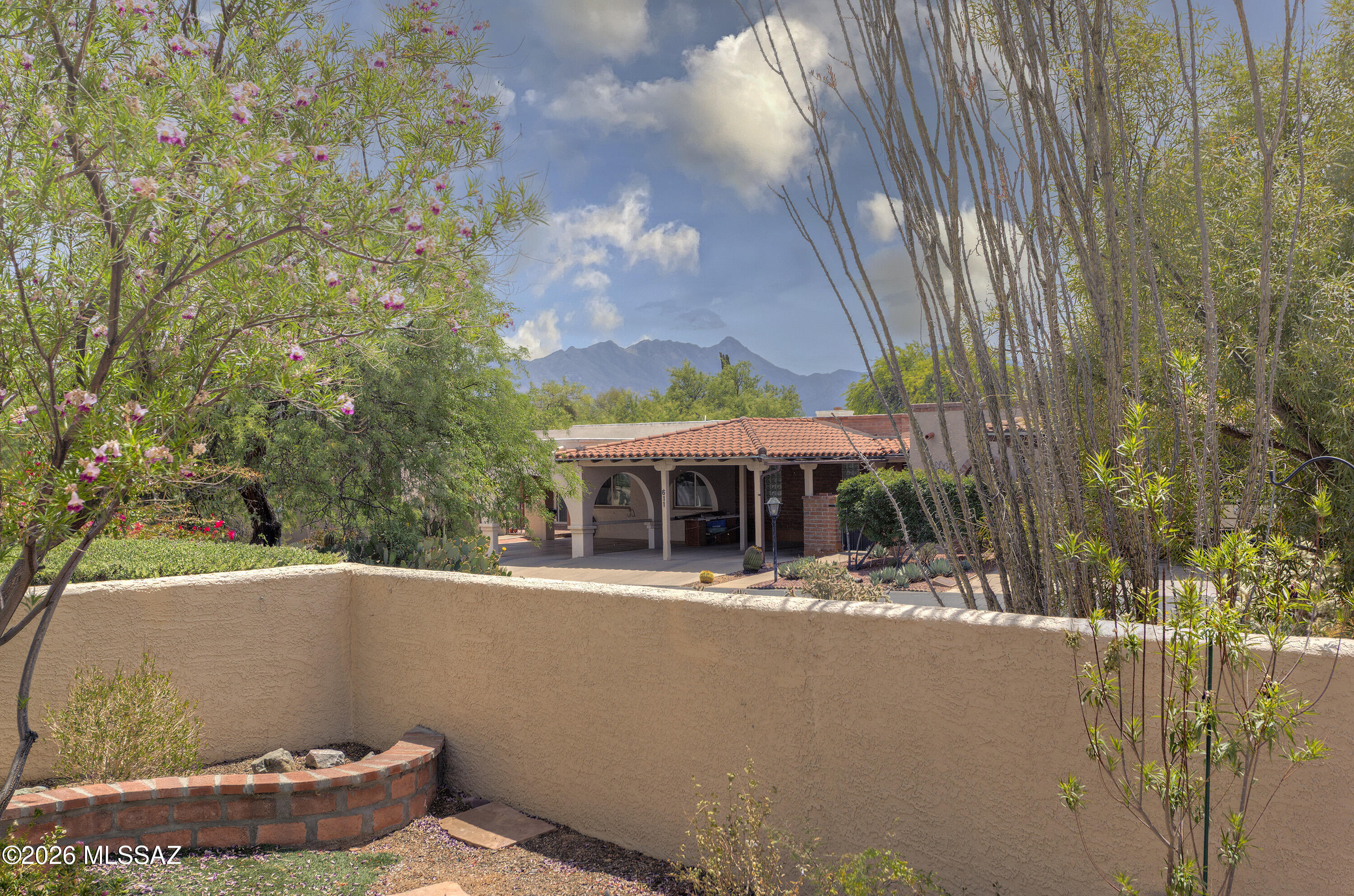 Valley Lane Townhomes (135-169) - Residential