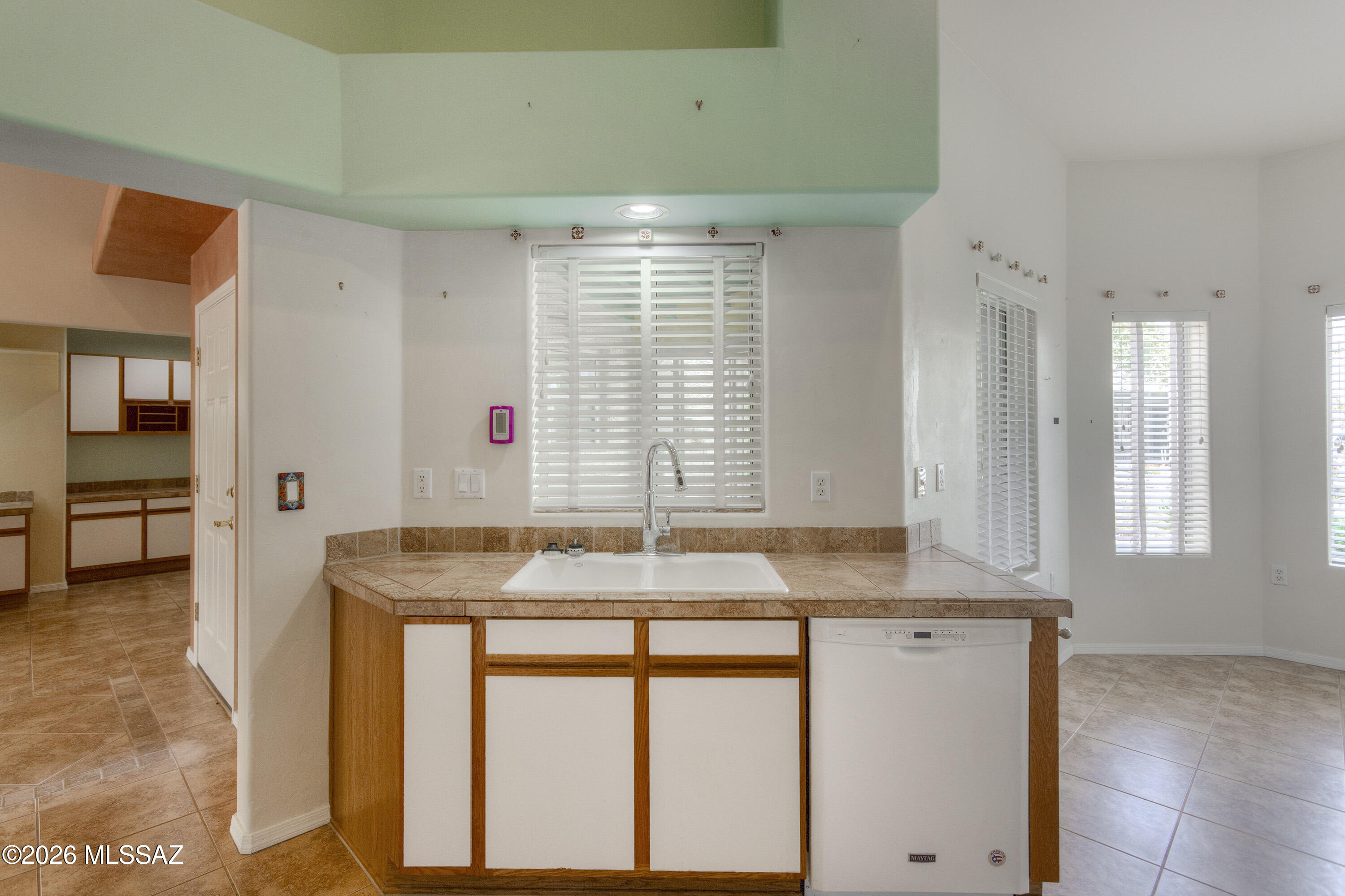 Valley Lane Townhomes (135-169) - Residential