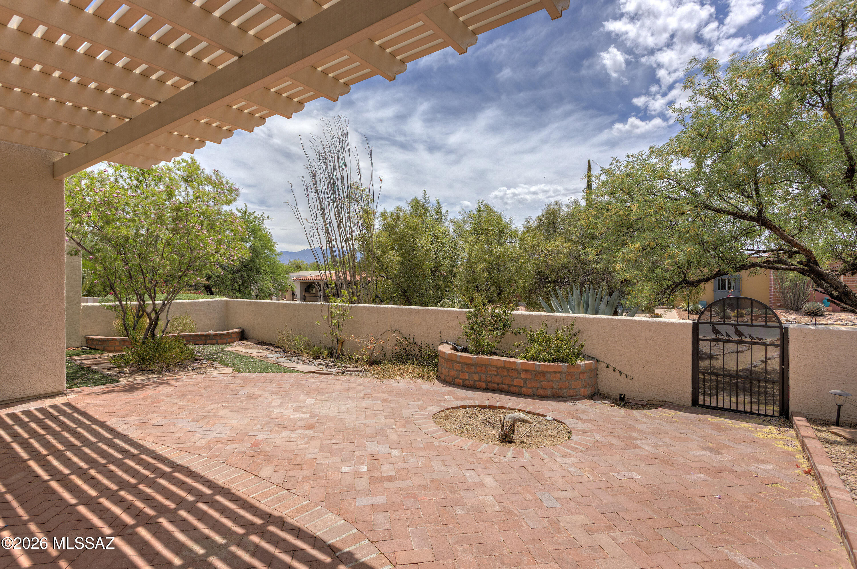 Valley Lane Townhomes (135-169) - Residential