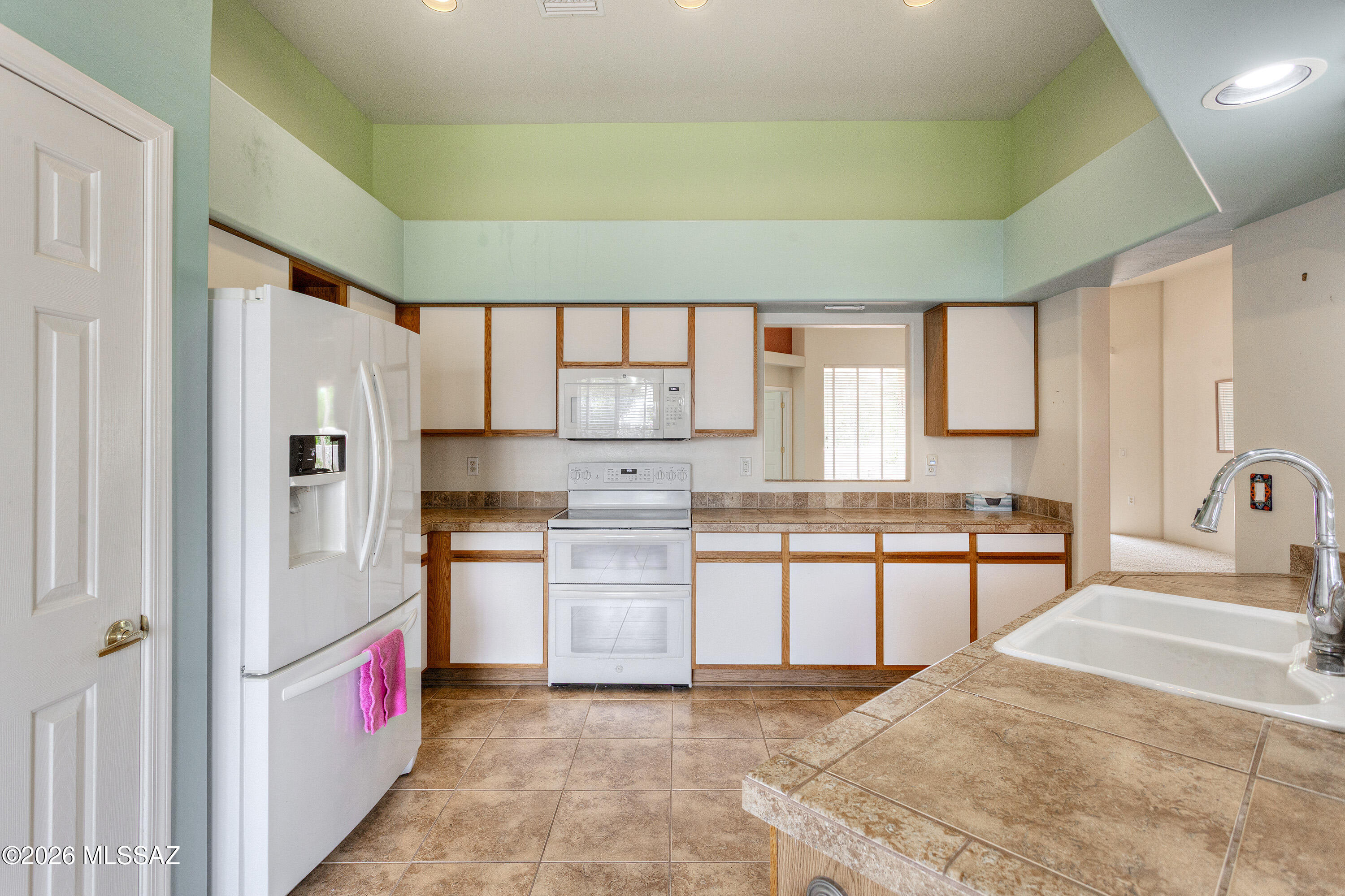 Valley Lane Townhomes (135-169) - Residential