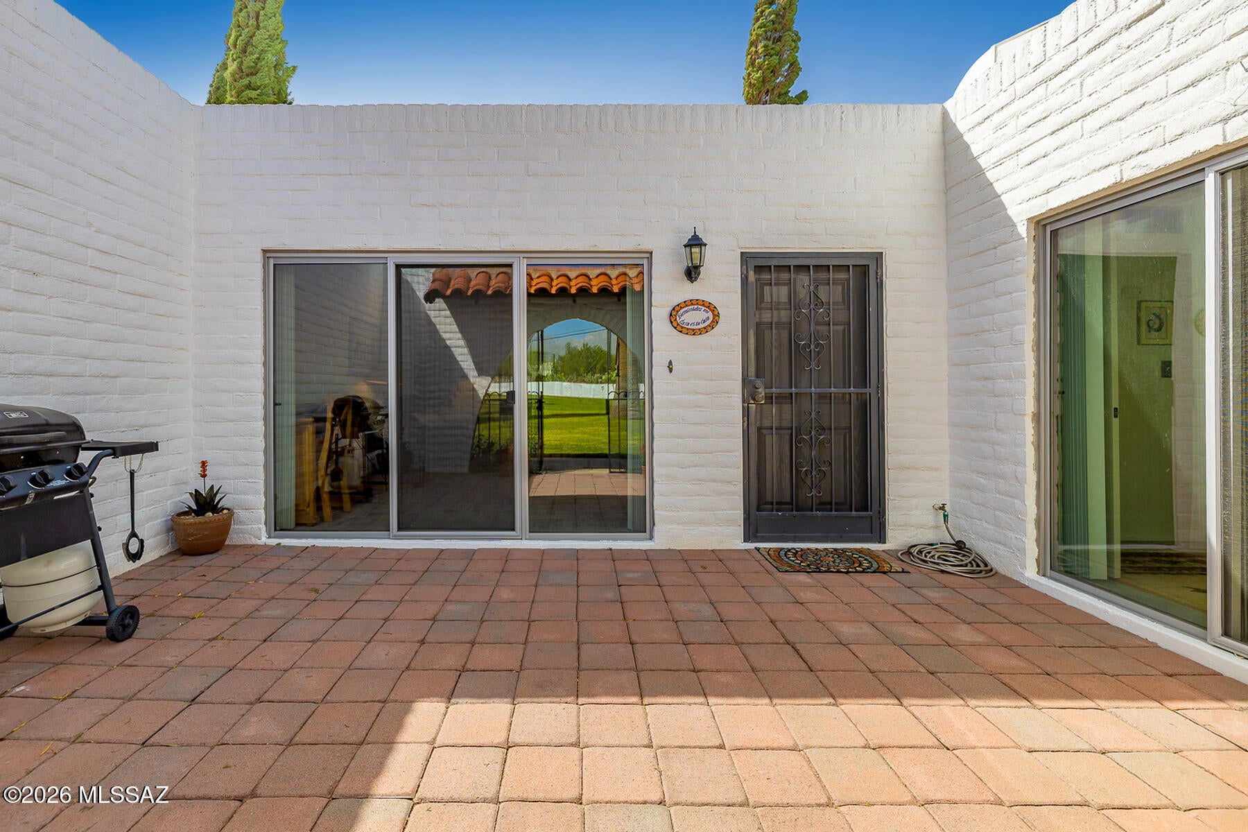 Las Lomitas (1) - Residential