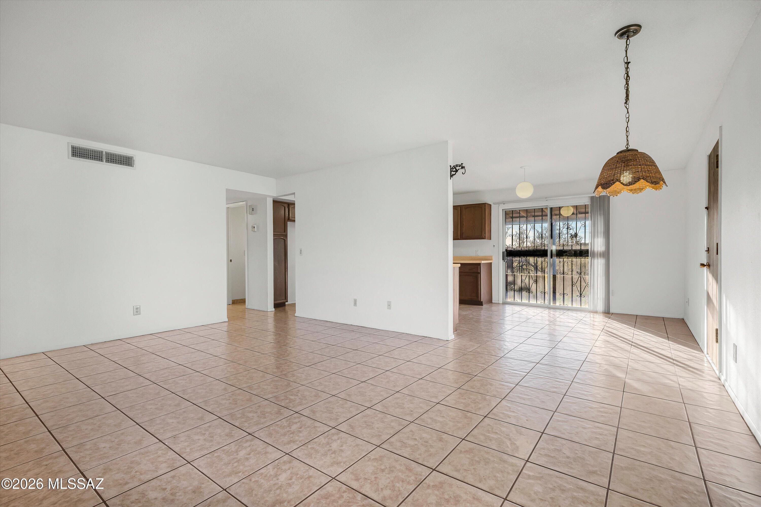 Rancho Feliz (442-647) - Residential