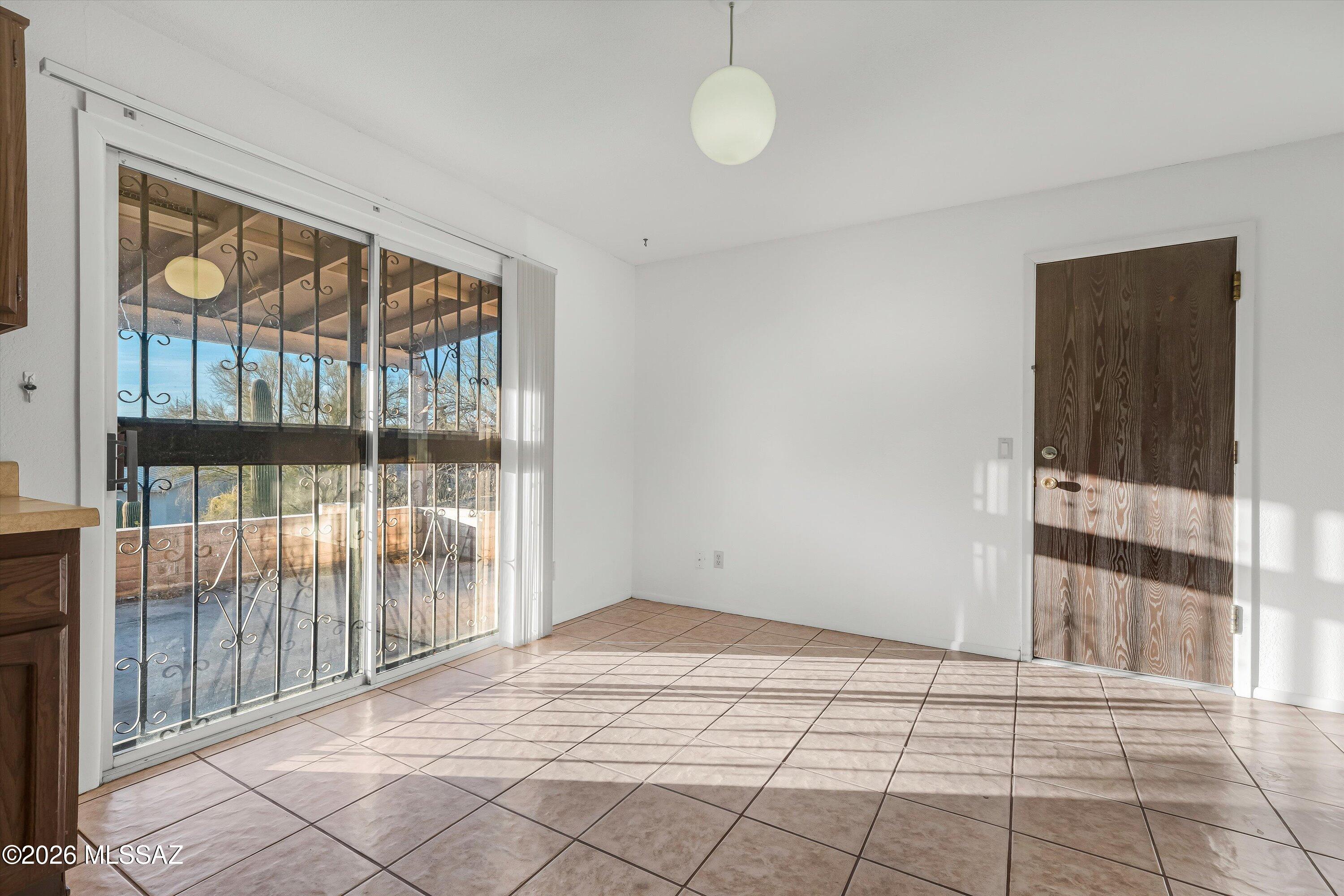 Rancho Feliz (442-647) - Residential