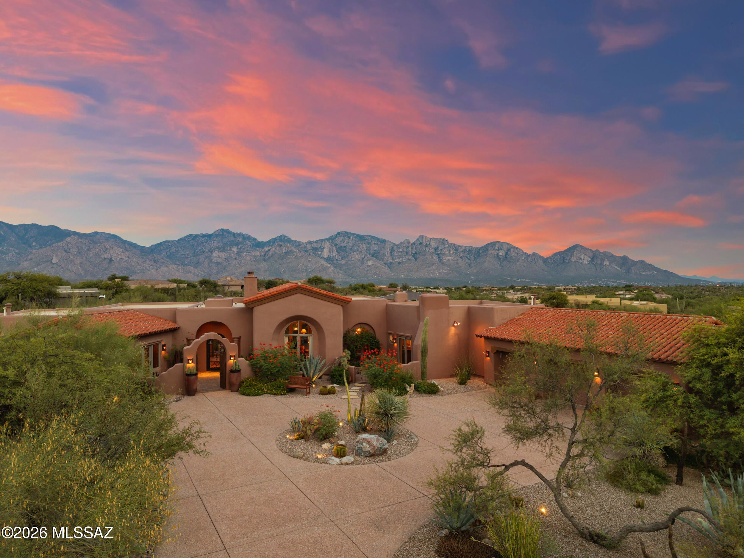 Honey Bee Ridge(The Estates At) - Residential