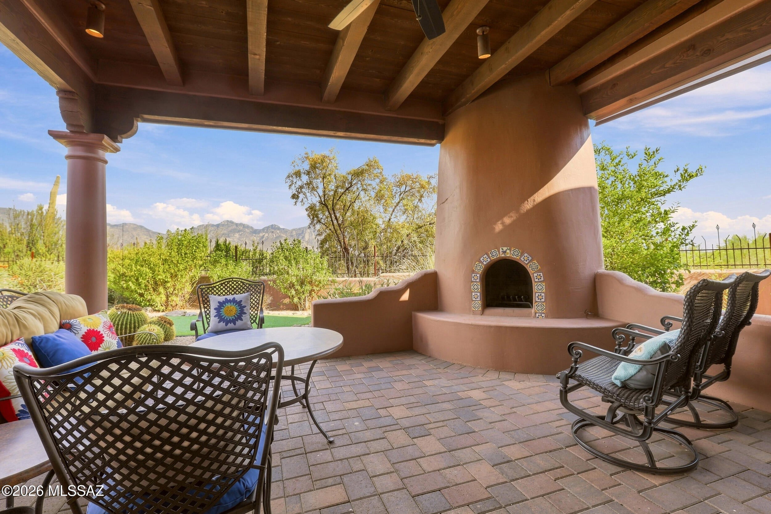 Honey Bee Ridge(The Estates At) - Residential