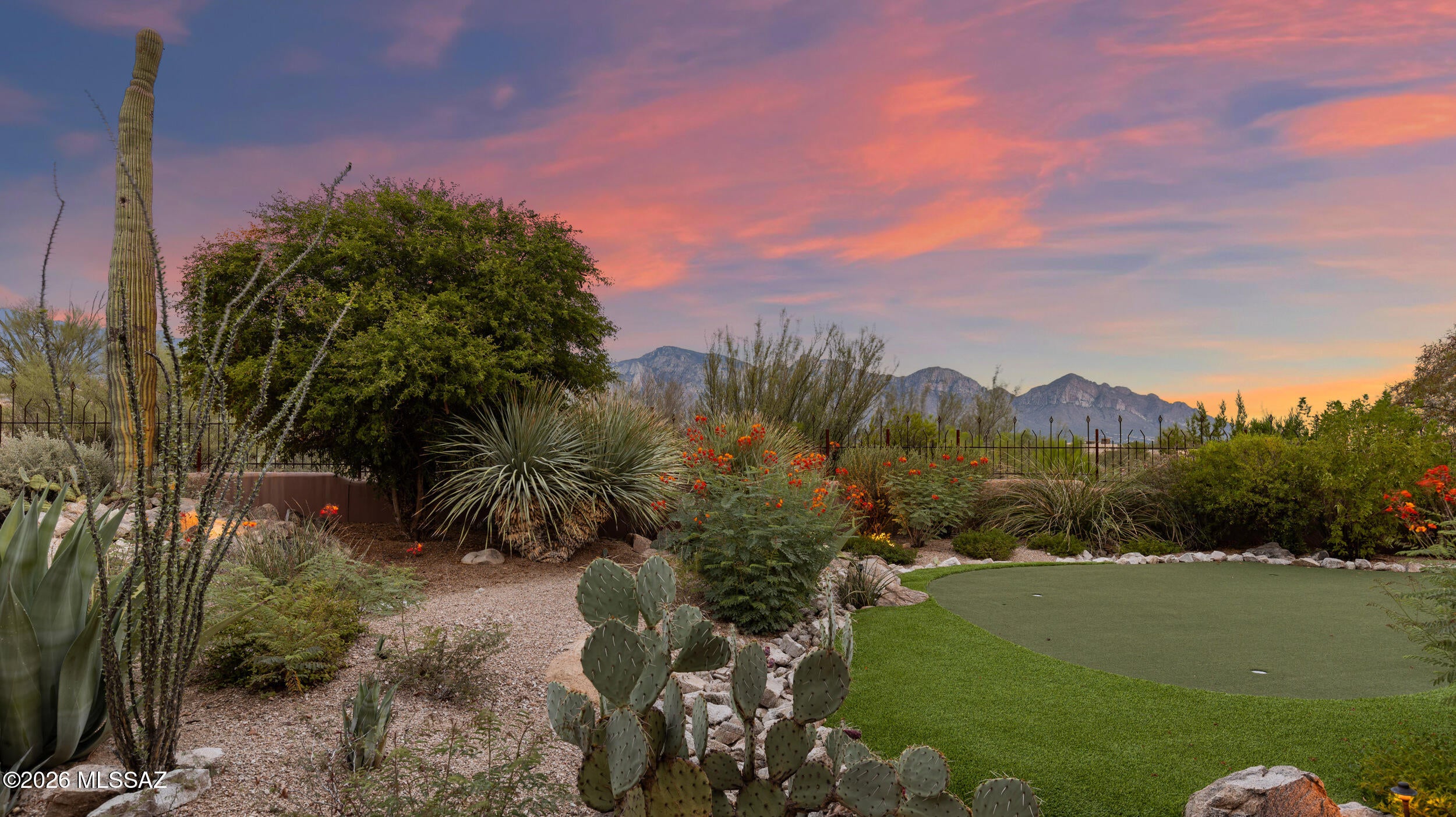 Honey Bee Ridge(The Estates At) - Residential
