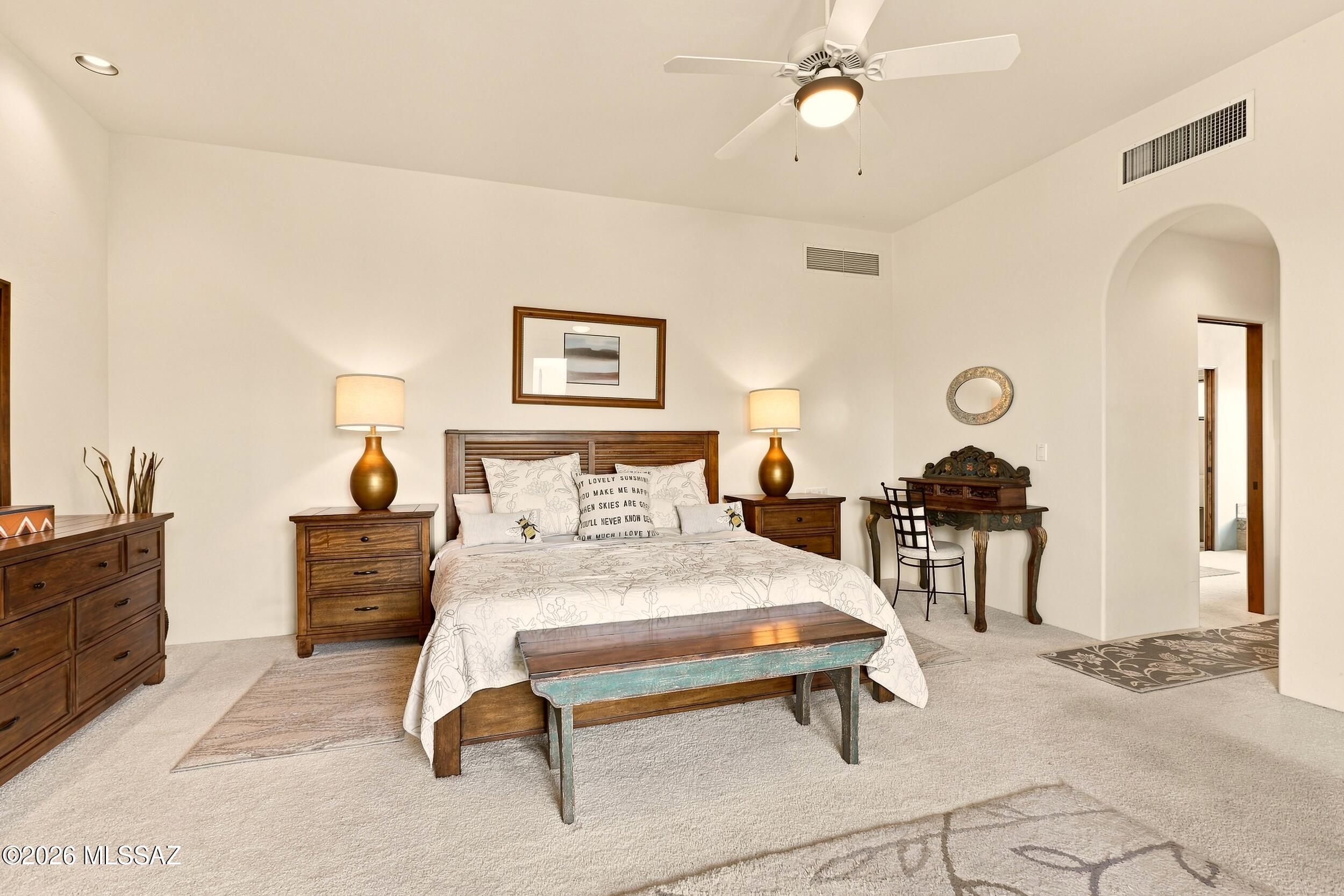 Honey Bee Ridge(The Estates At) - Residential