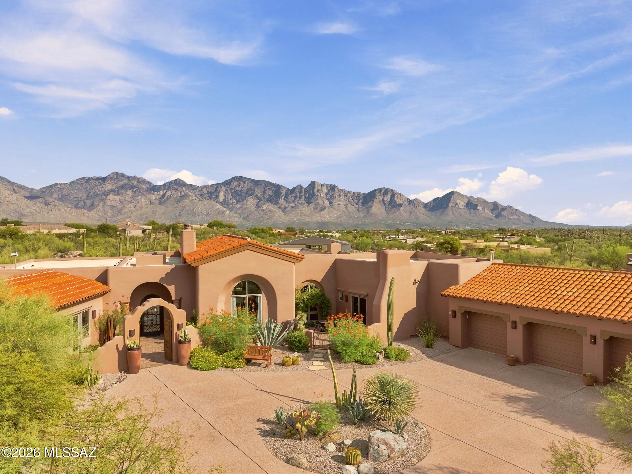 Honey Bee Ridge(The Estates At) - Residential