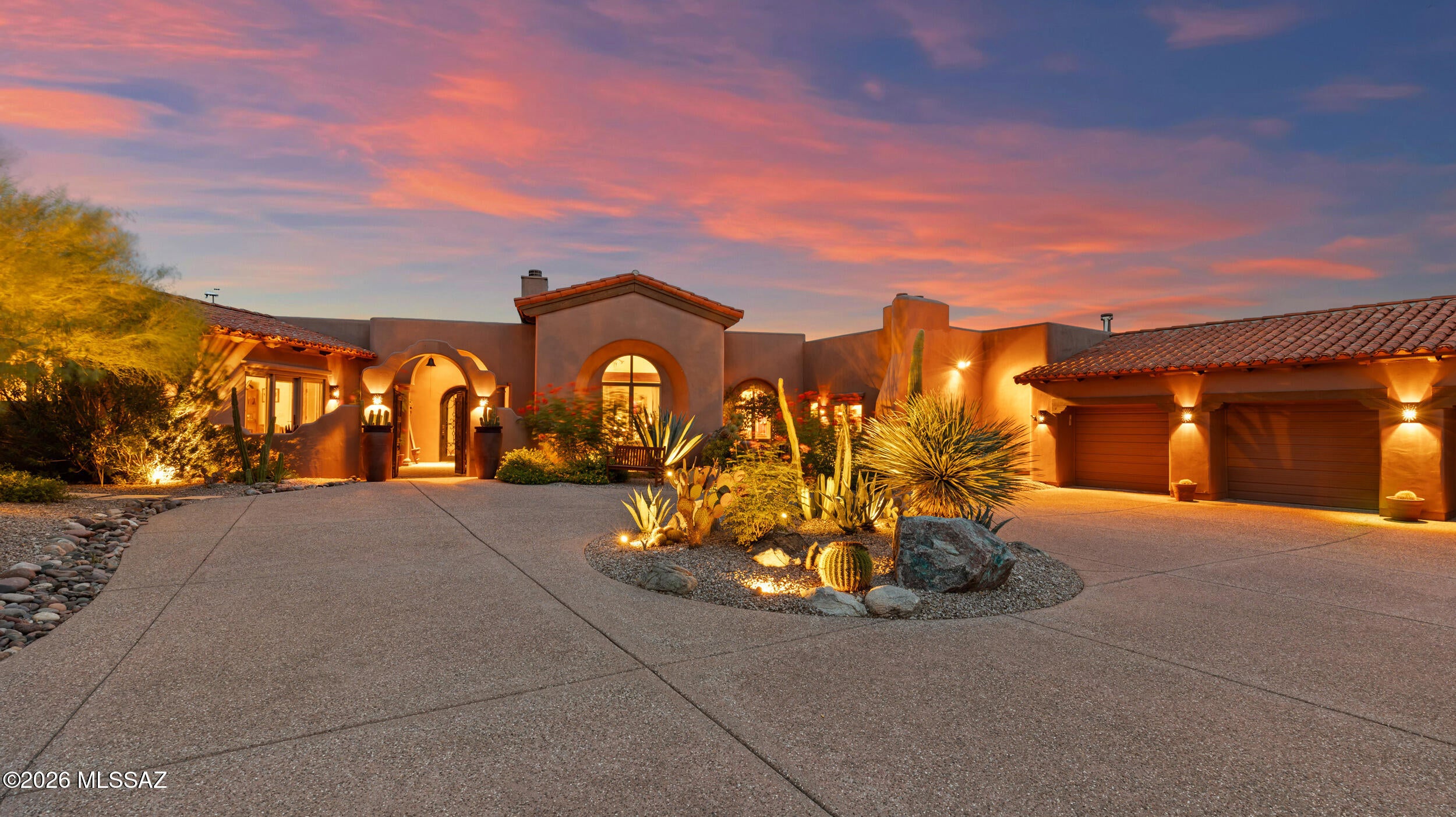 Honey Bee Ridge(The Estates At) - Residential