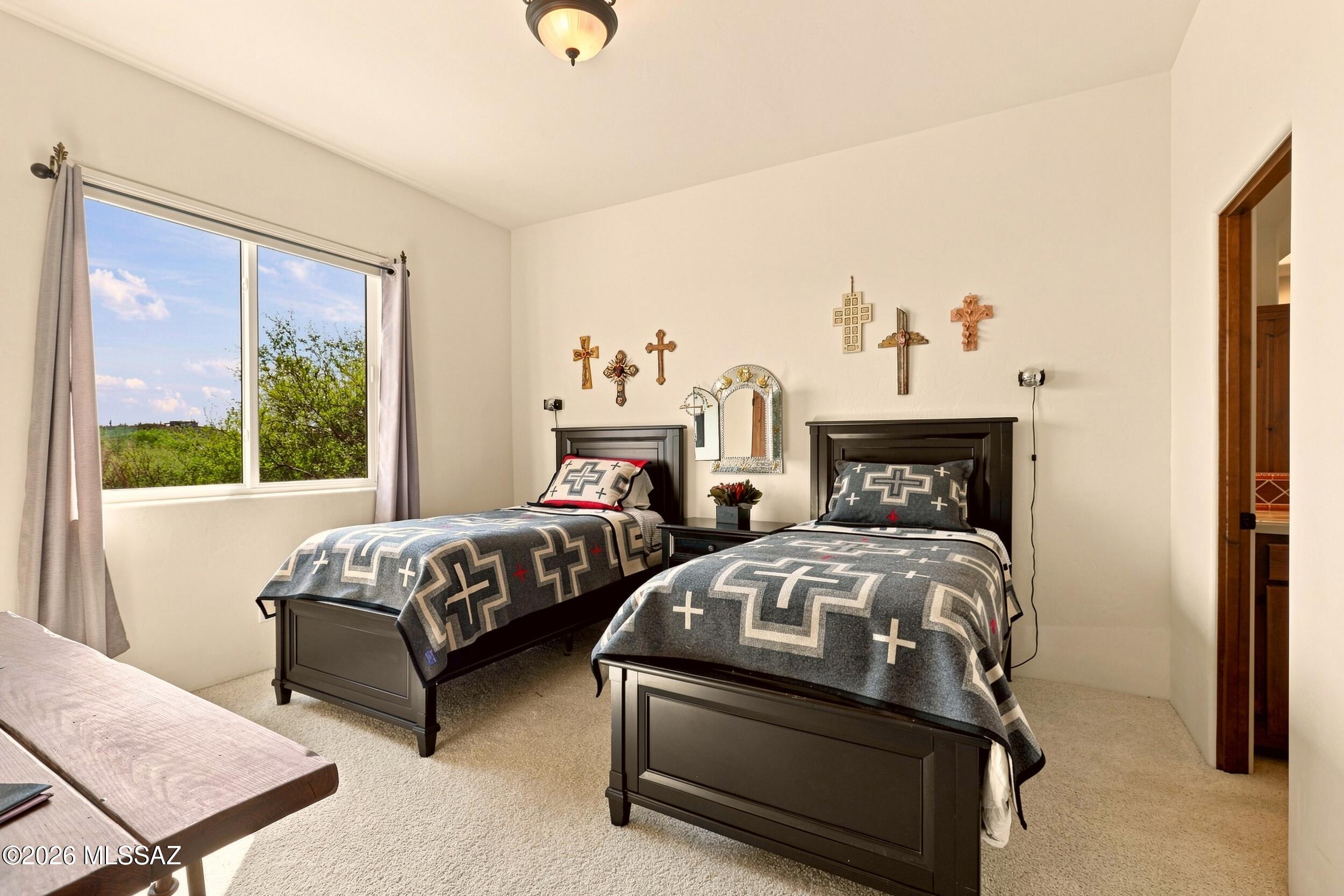 Honey Bee Ridge(The Estates At) - Residential