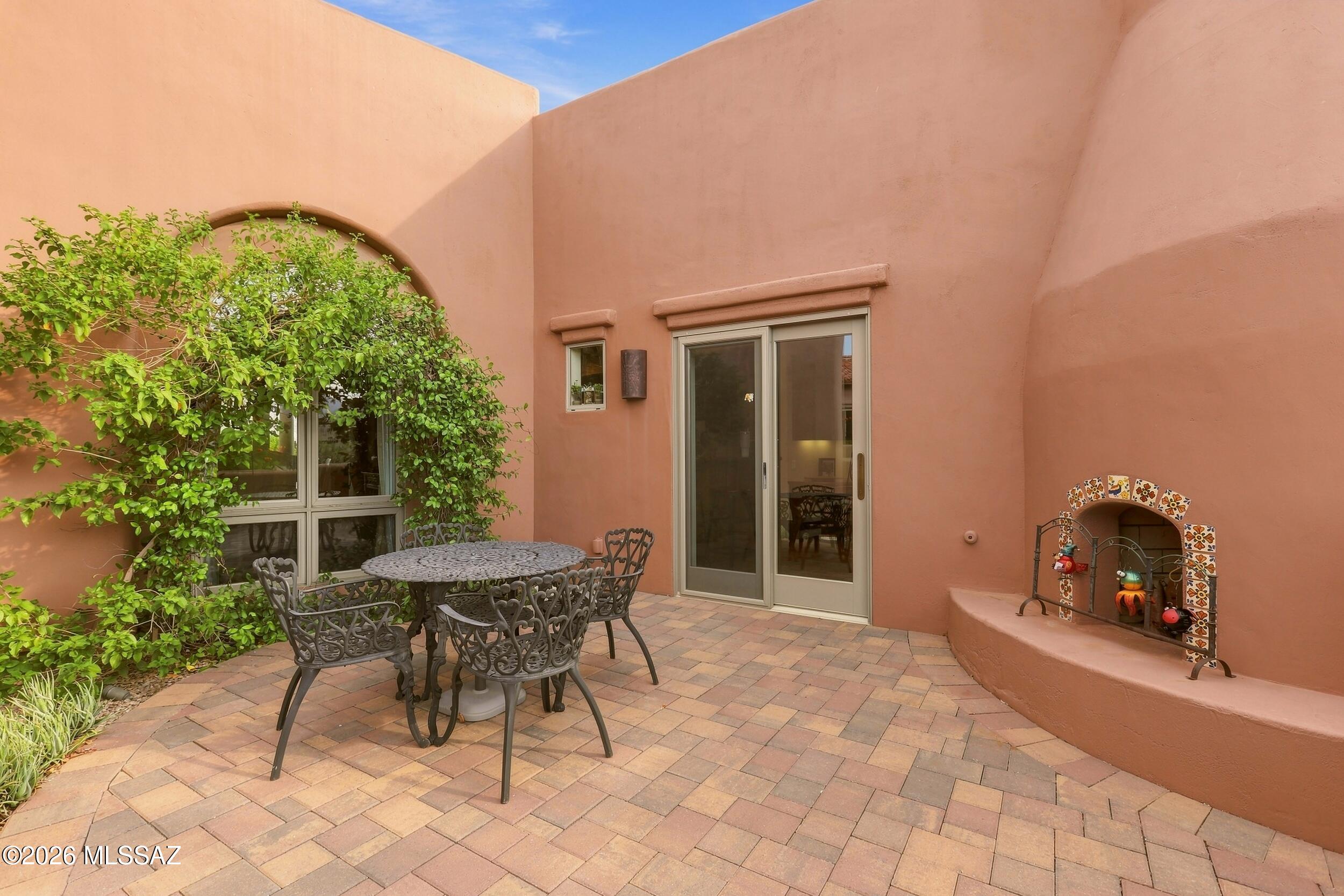 Honey Bee Ridge(The Estates At) - Residential