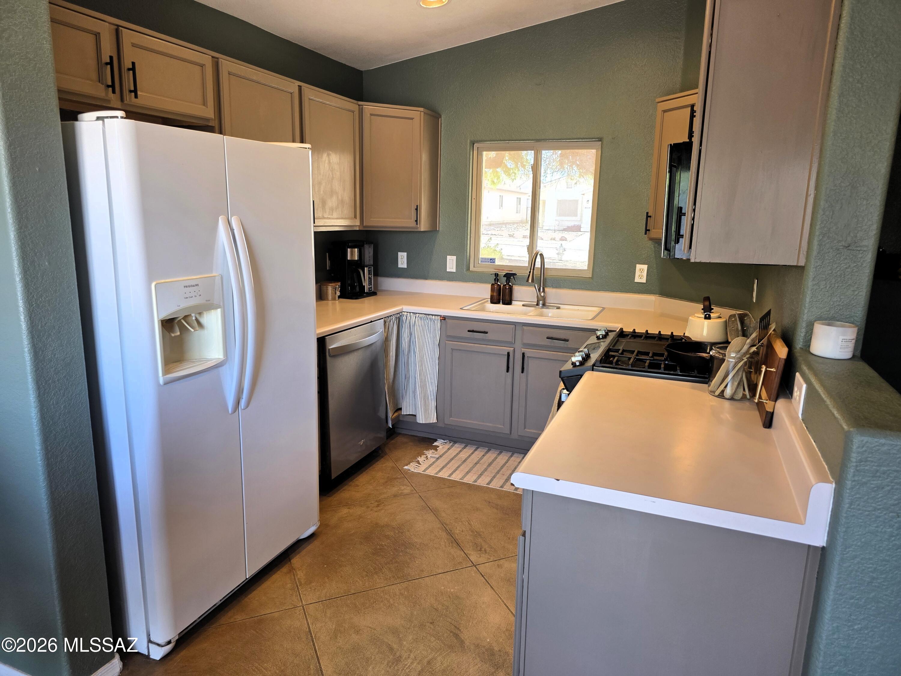Desert Crossings at Rita Ranch (1-255) - Residential