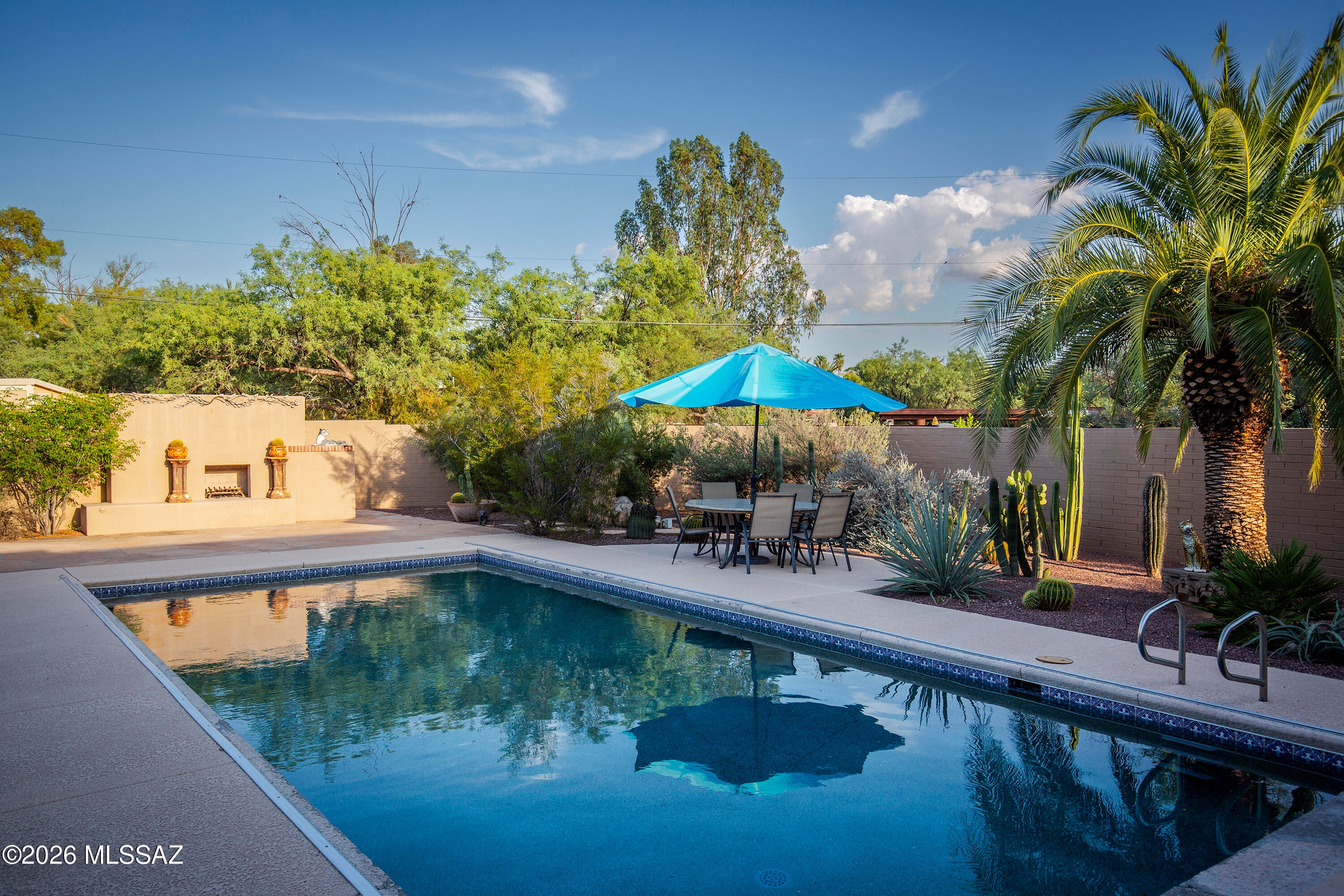 Colonia Solana - Residential