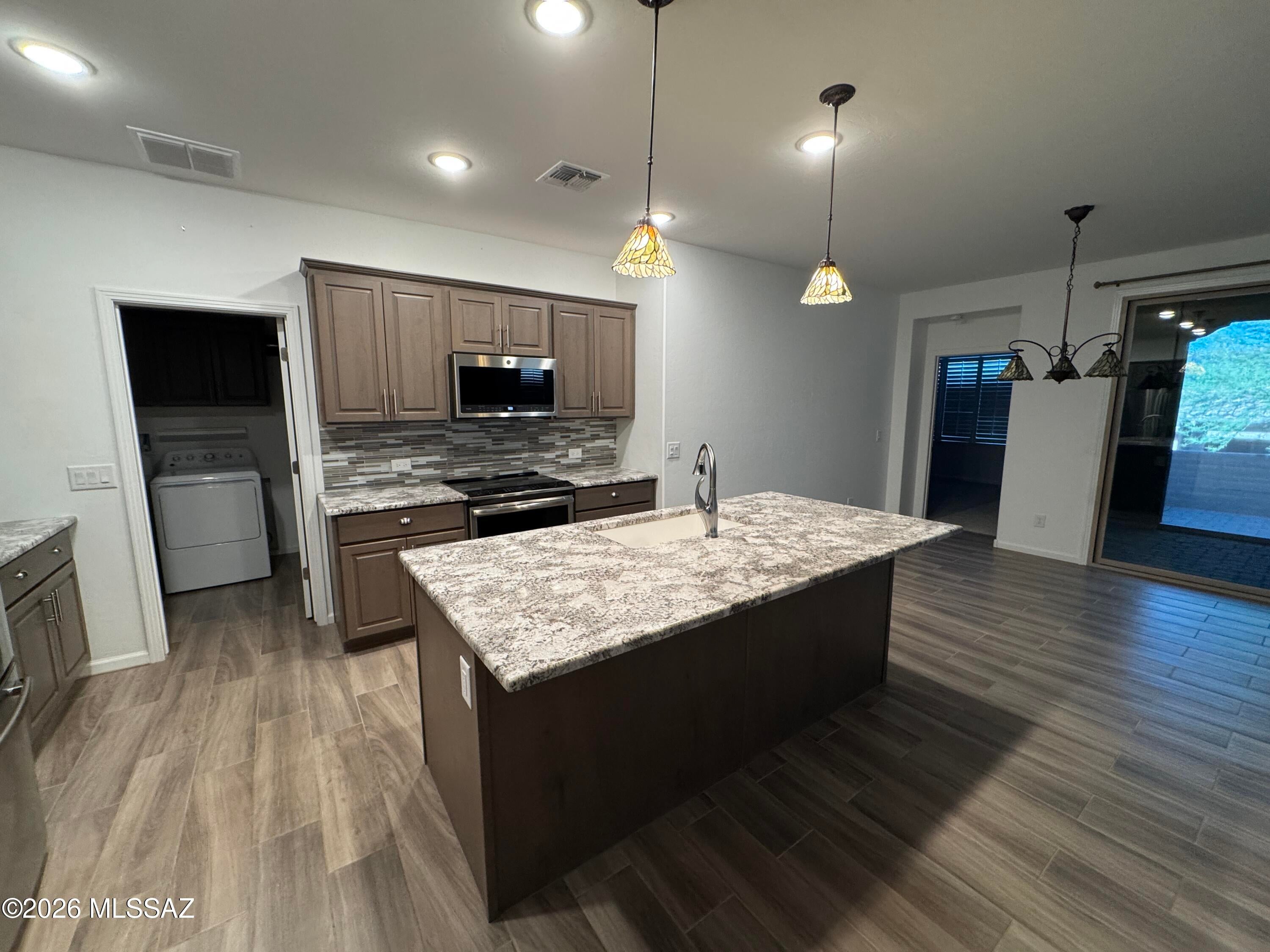 Quail Creek II Unit 33B SQ20161810746 - Residential