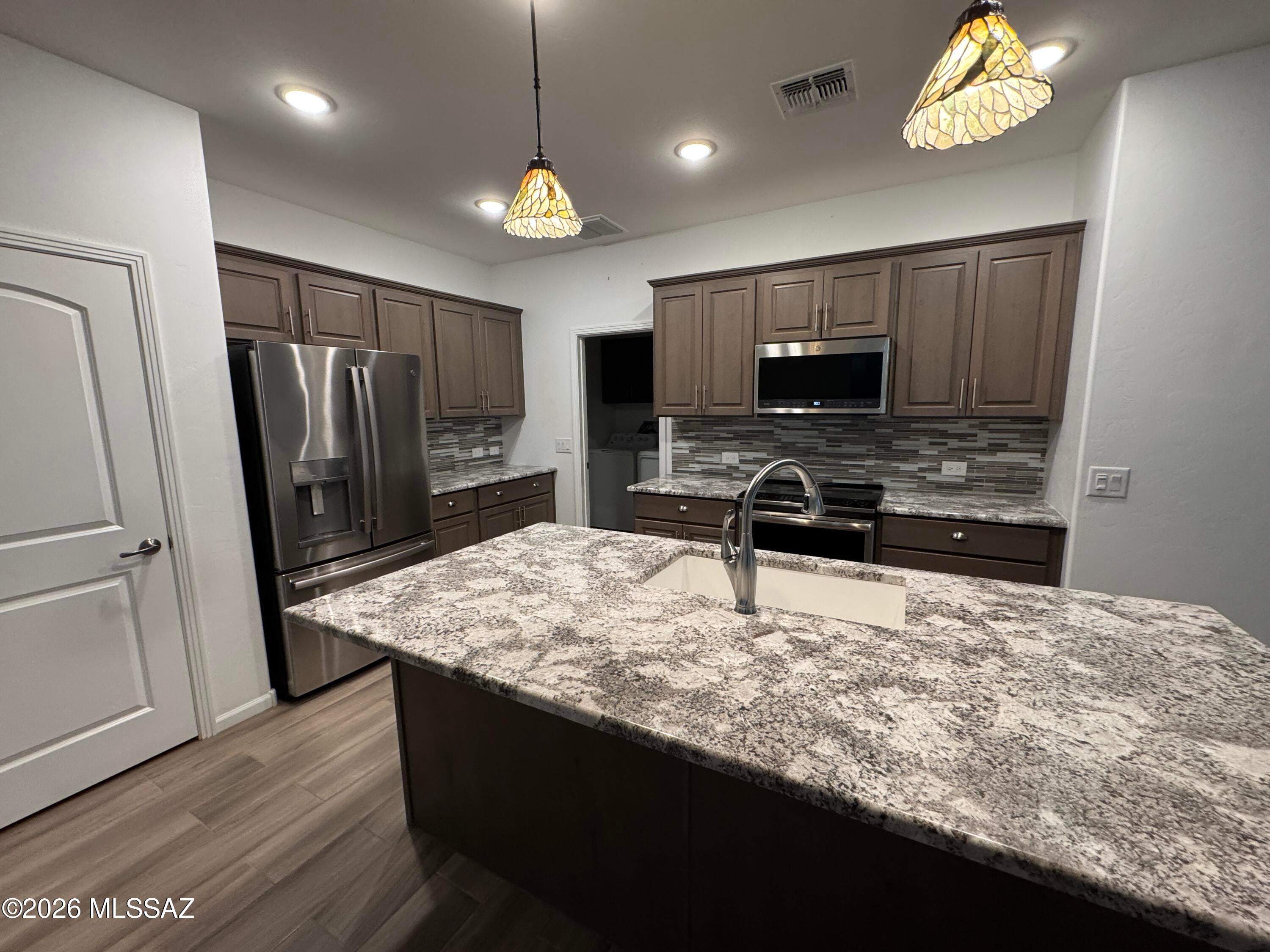Quail Creek II Unit 33B SQ20161810746 - Residential