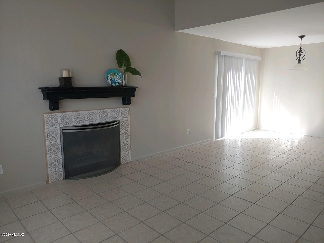 Limberlost Fields (1-28) - Residential Lease