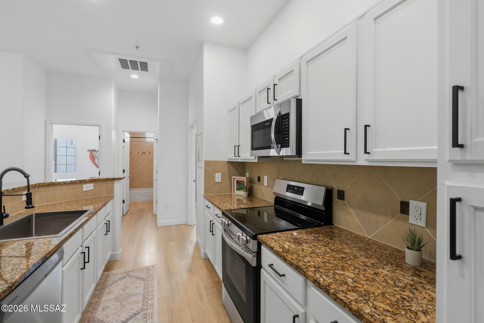 Placita Escondida Bldgs 18-20 Units 1-204 - Residential