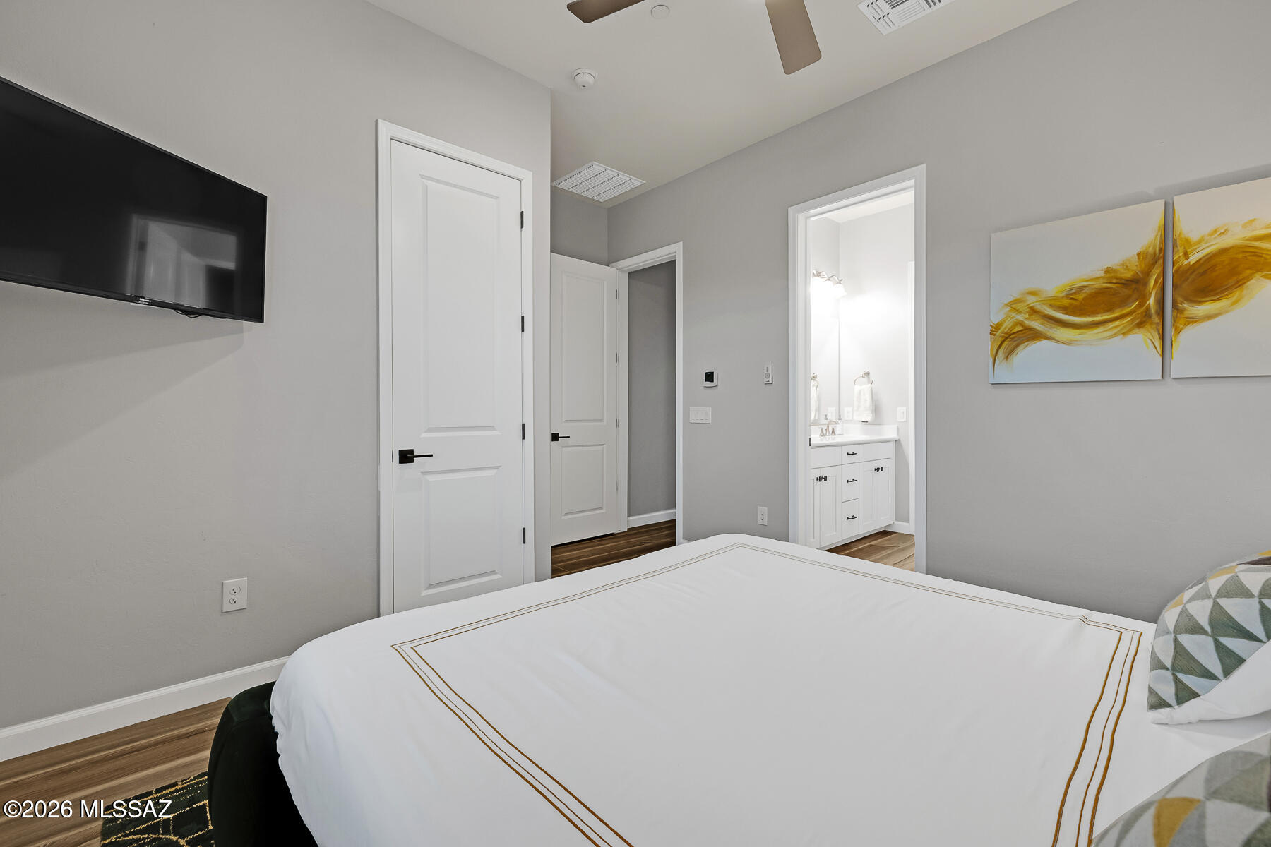Sanctuary At Silverhawke - Residential