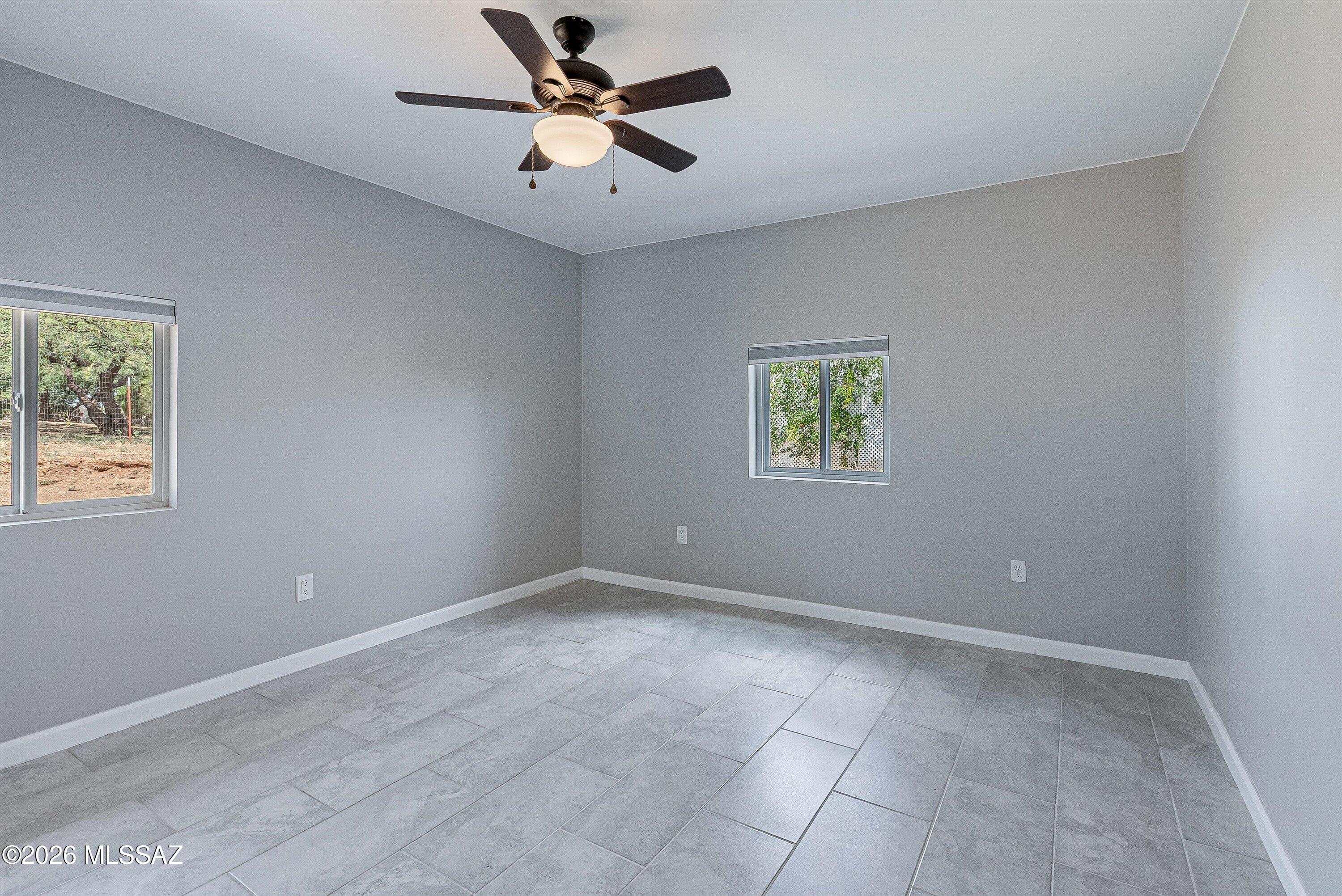 Los Robles Estates - Residential Lease