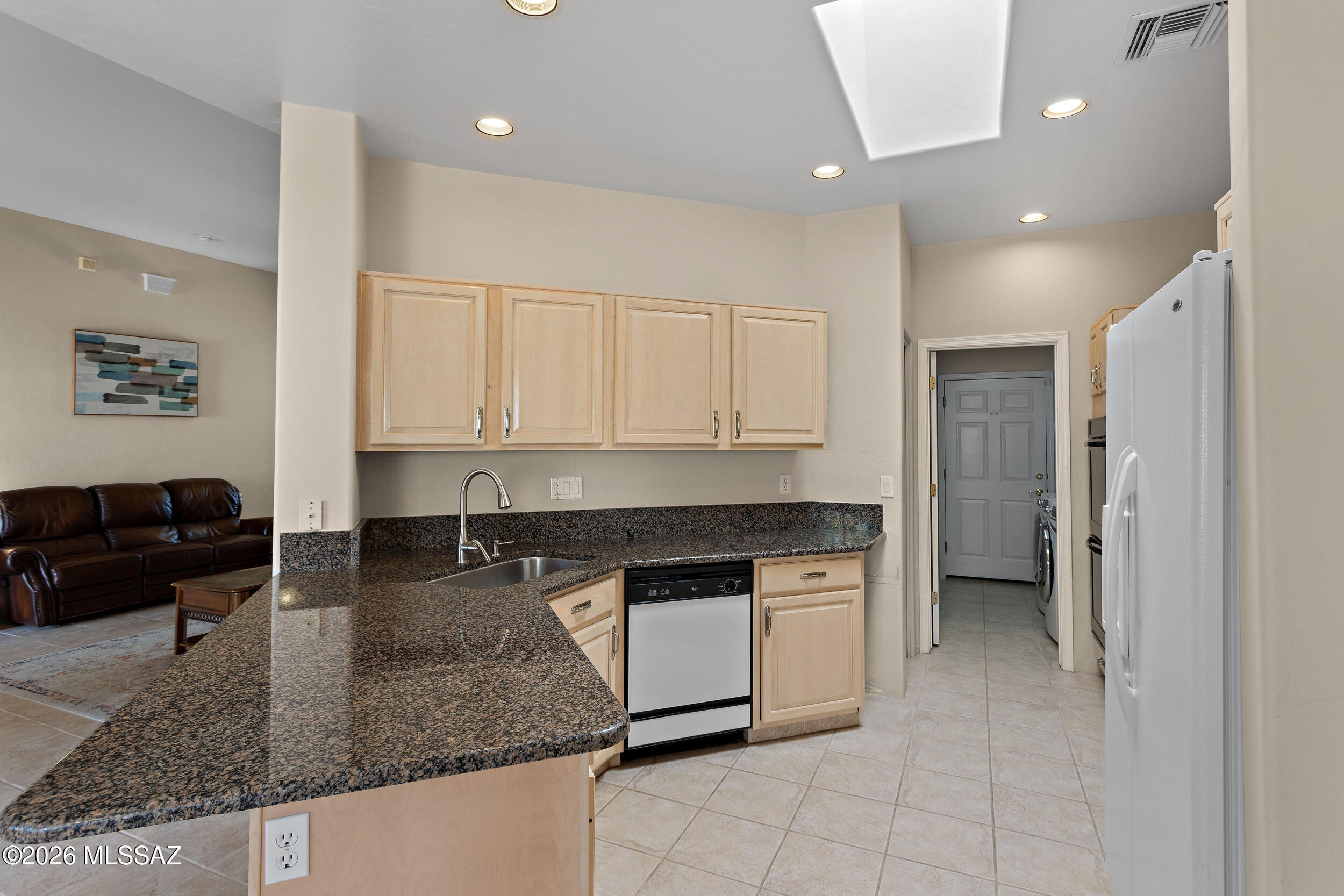 Canada Vista (1-62) - Residential Lease