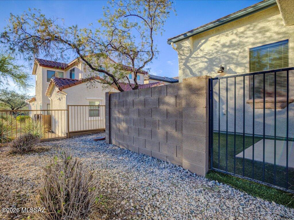 Sierra Morado Unit 2 West - Residential