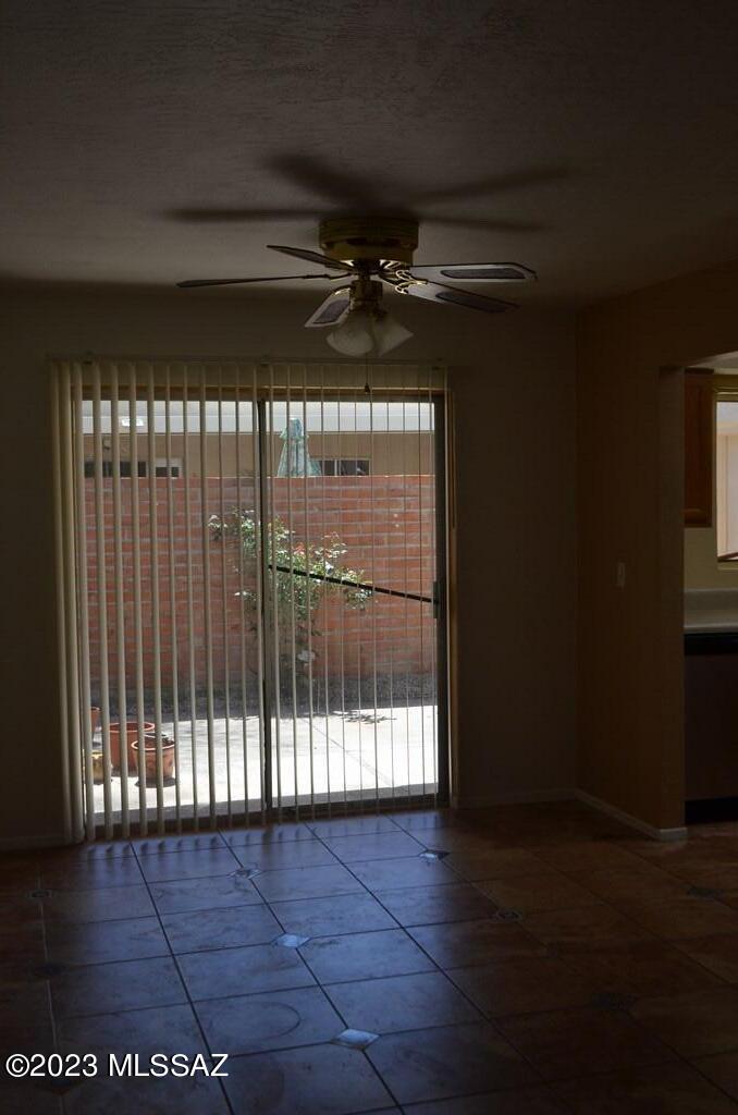 Las Solanas Blk 2 (1-49) - Residential Lease