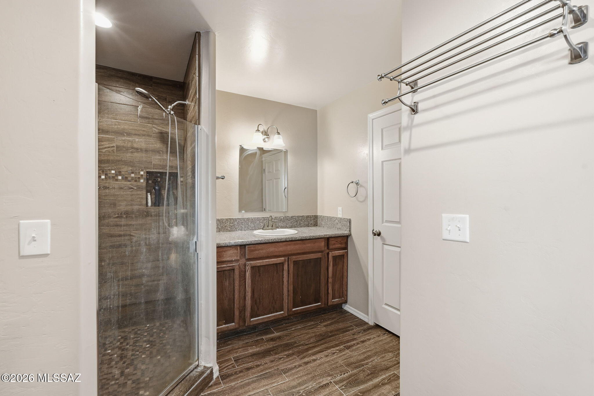 Mountain Manor View - Residential