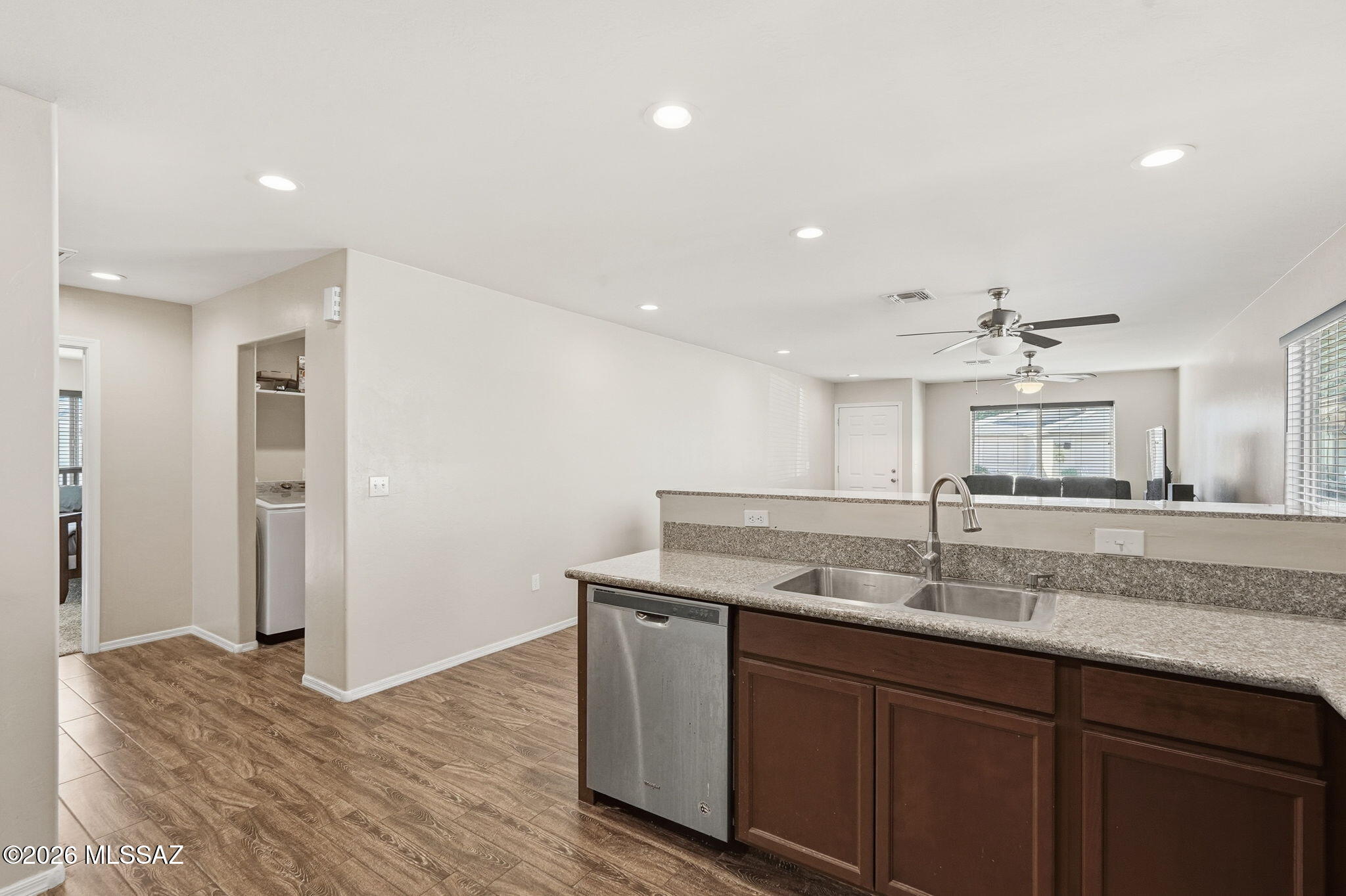 Mountain Manor View - Residential