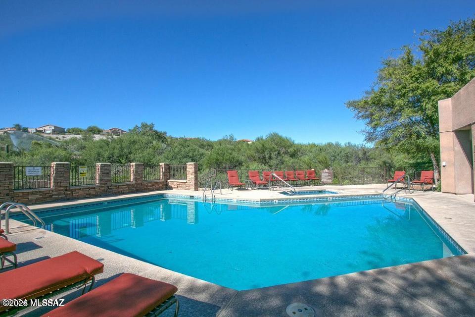 Greens at Ventana Canyon - Residential