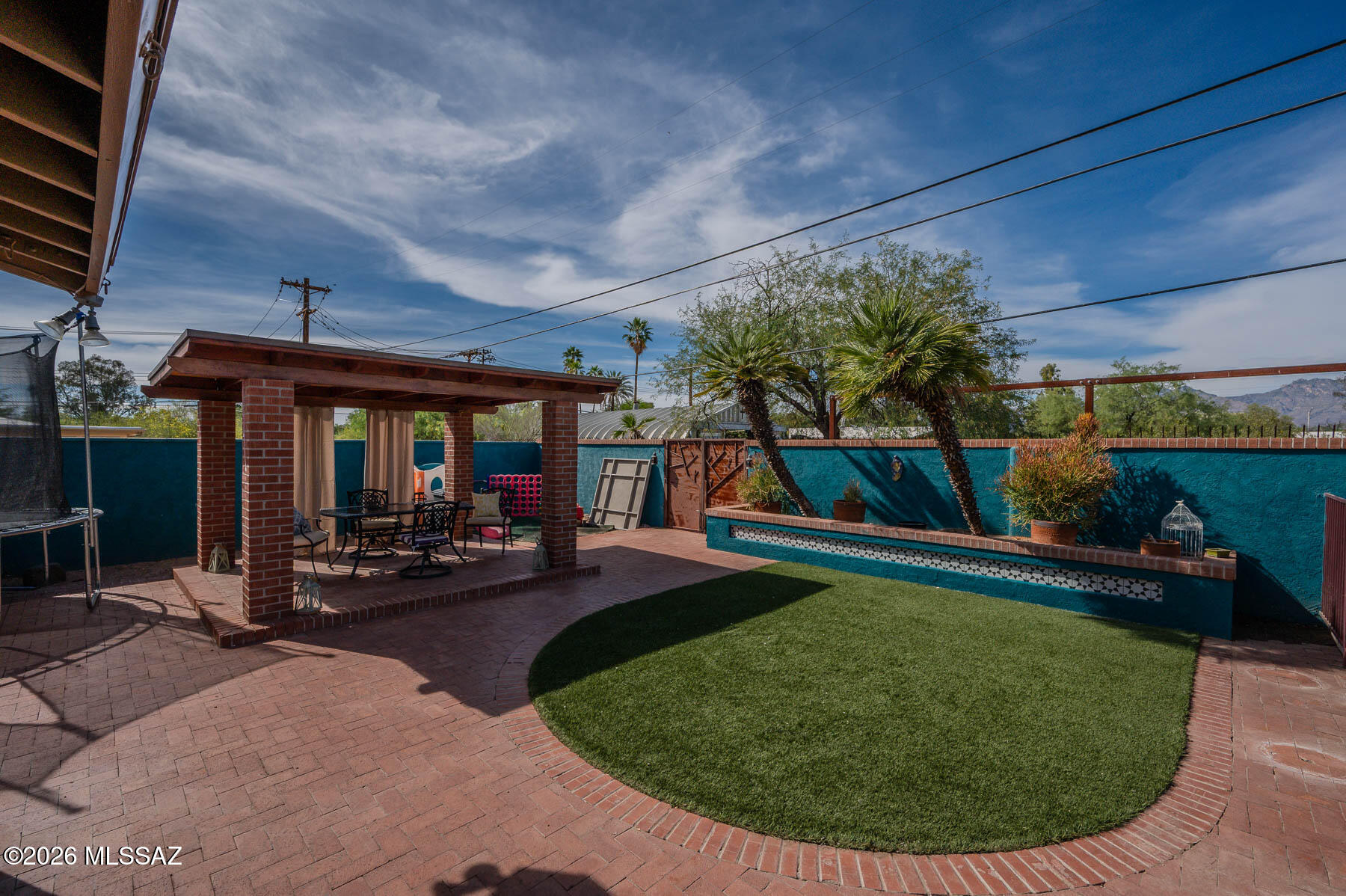 Wilshire Terrace - Residential