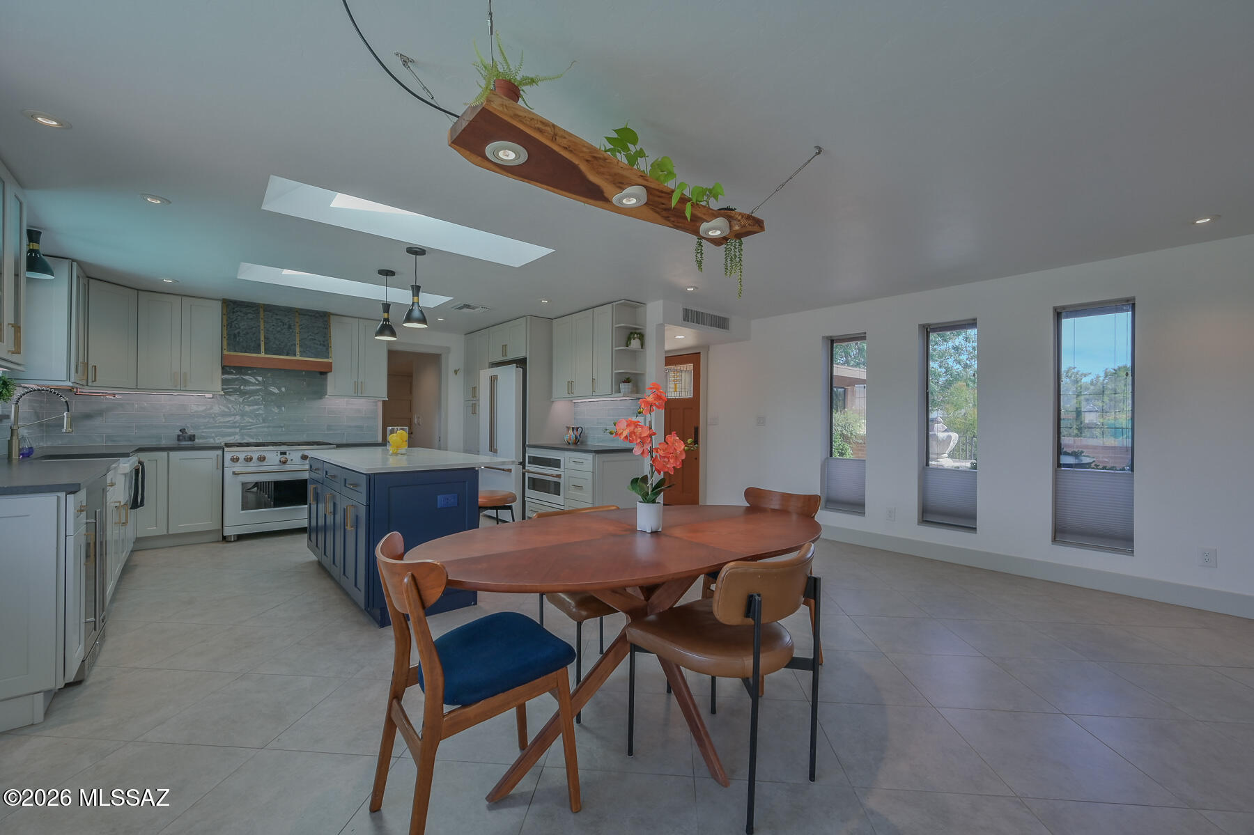 Wilshire Terrace - Residential