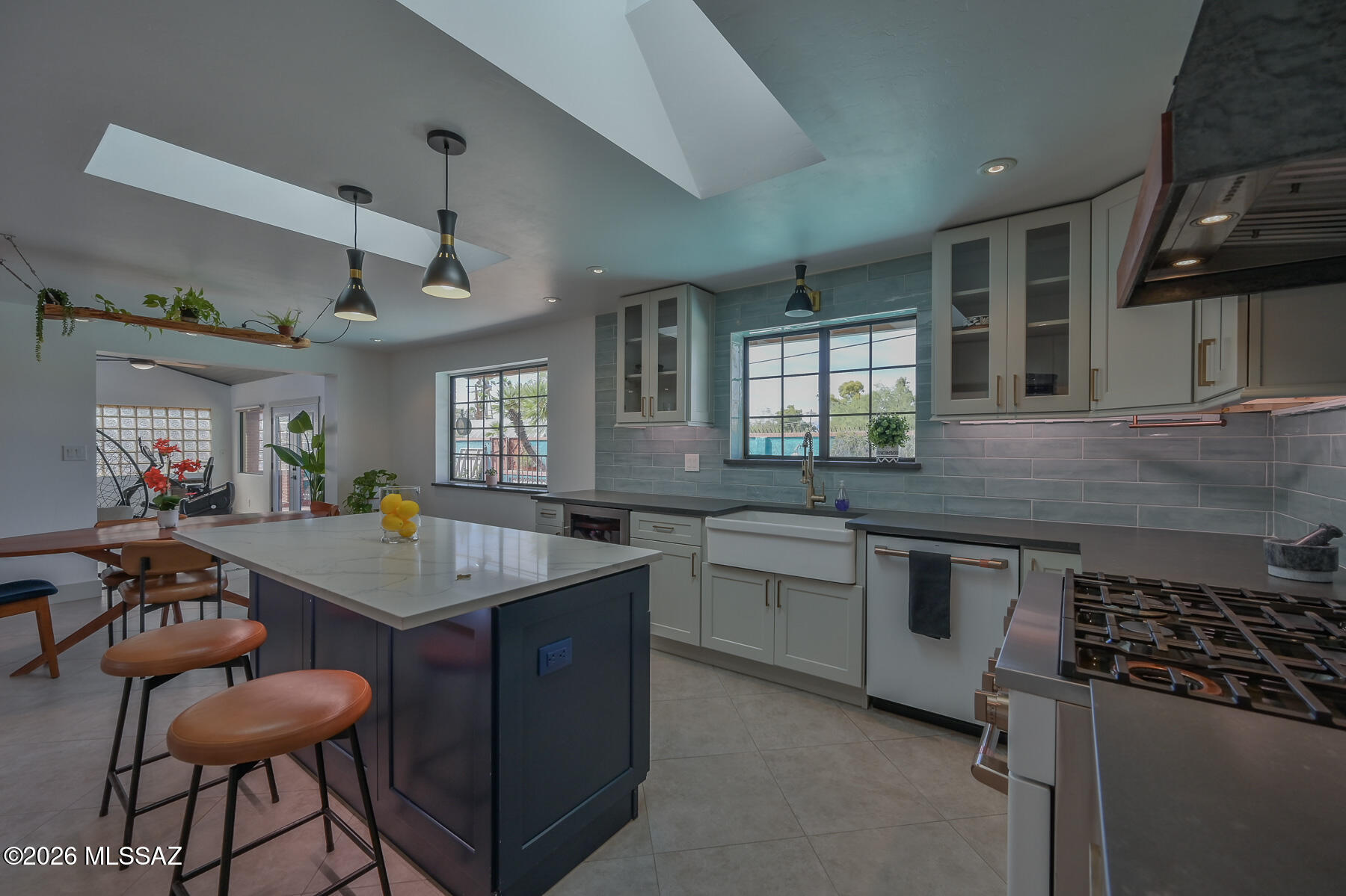 Wilshire Terrace - Residential