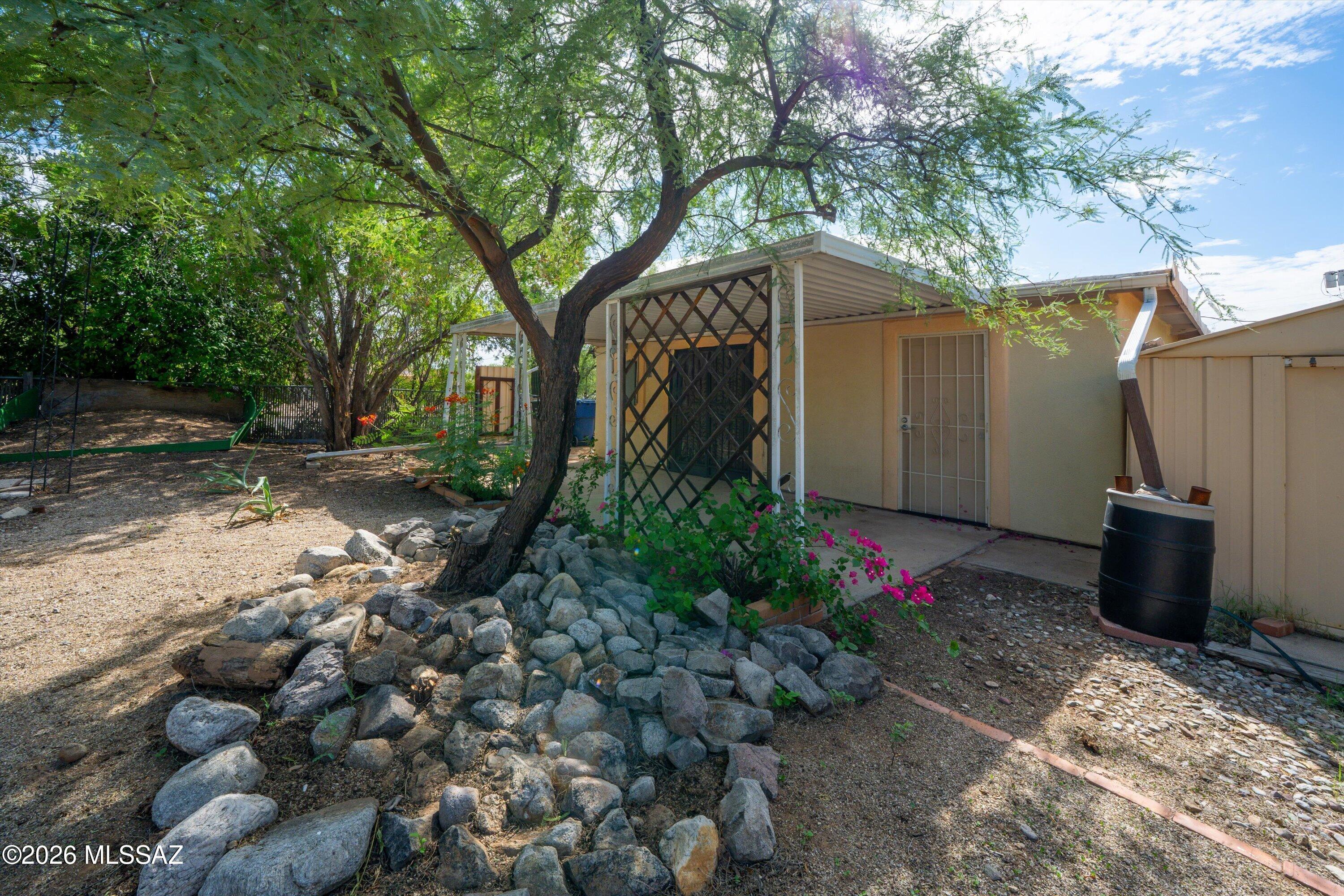 Mountain View Acre Farms - Residential