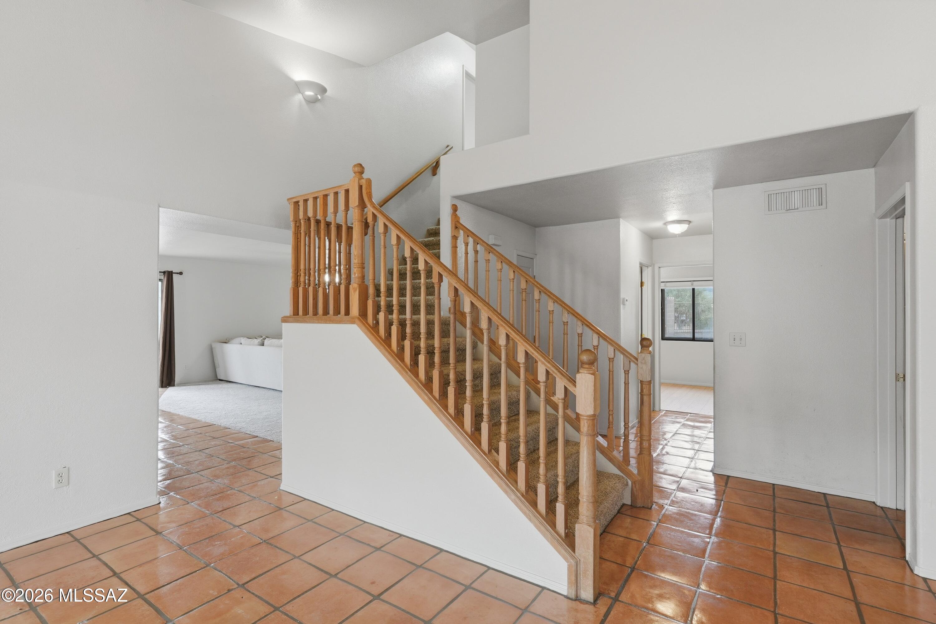 Villages Of La Canada (The) - Residential